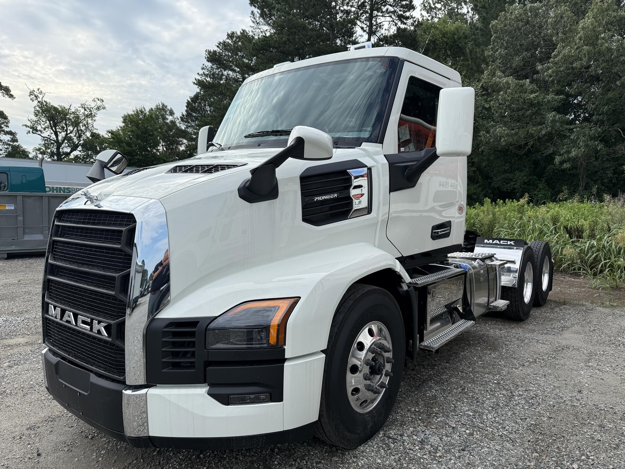 2027 Mack Pioneer