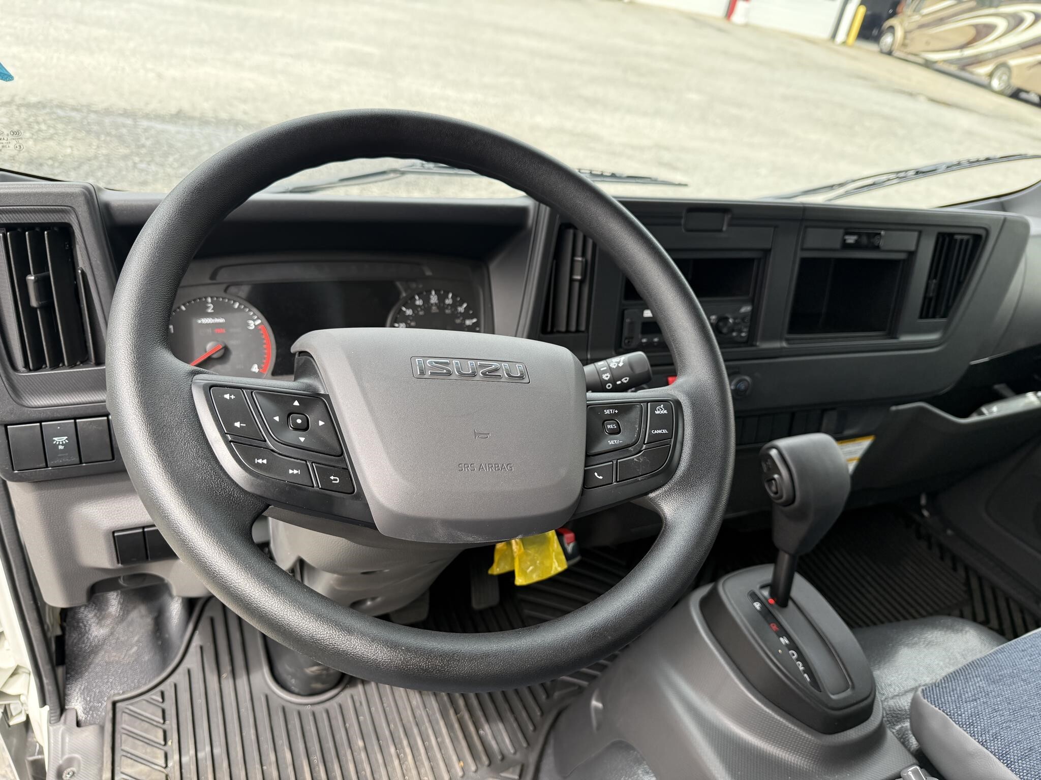 2027 Isuzu NRR