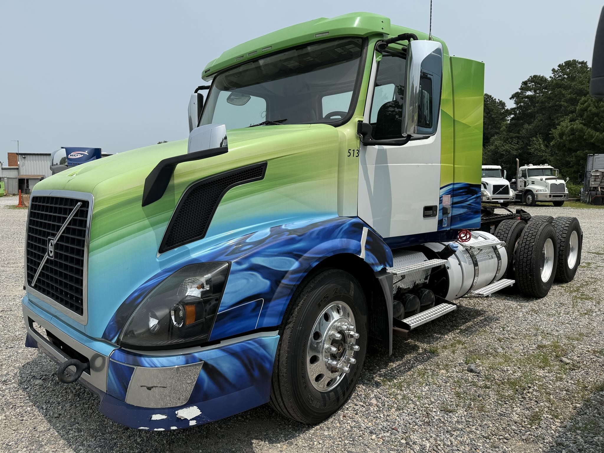 2014 Volvo VNL64T300