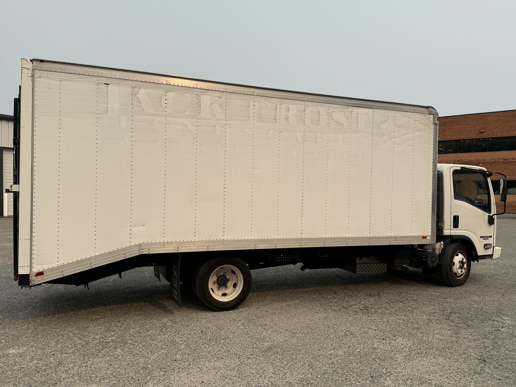 2018 Isuzu NPR HD