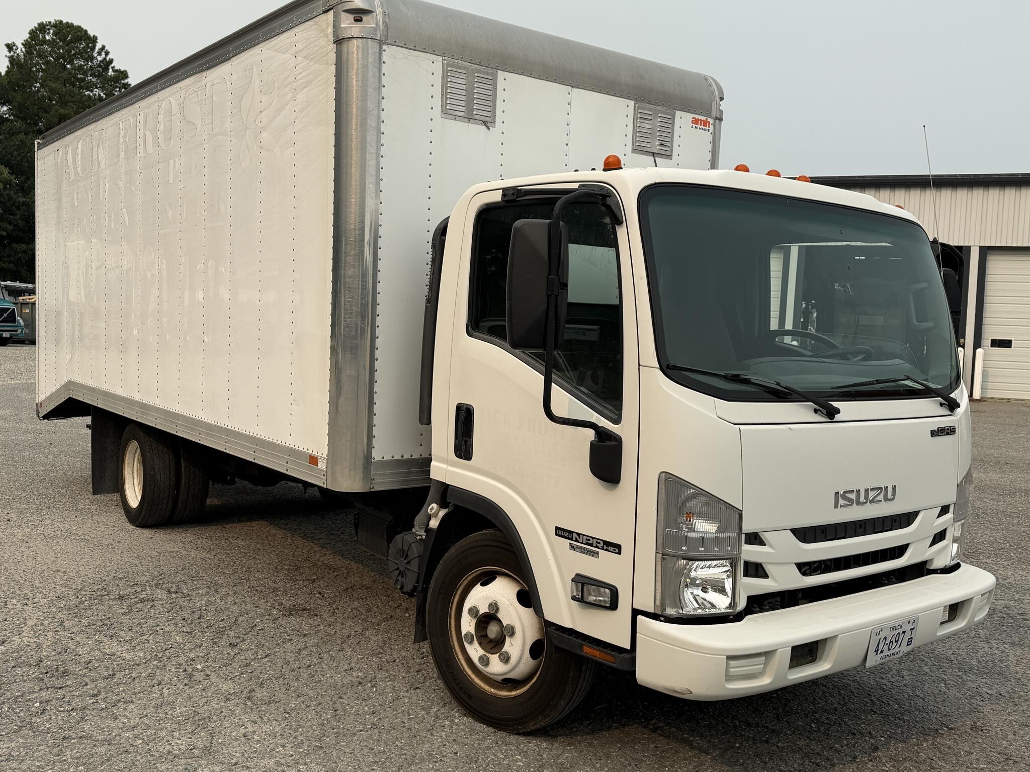 2018 Isuzu NPR HD