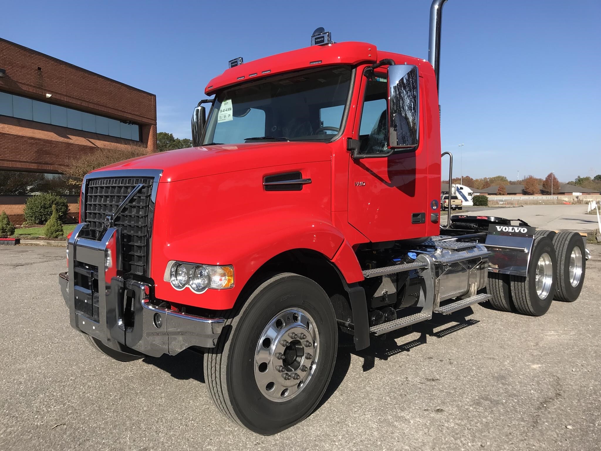 2027 Volvo VHD64FT300