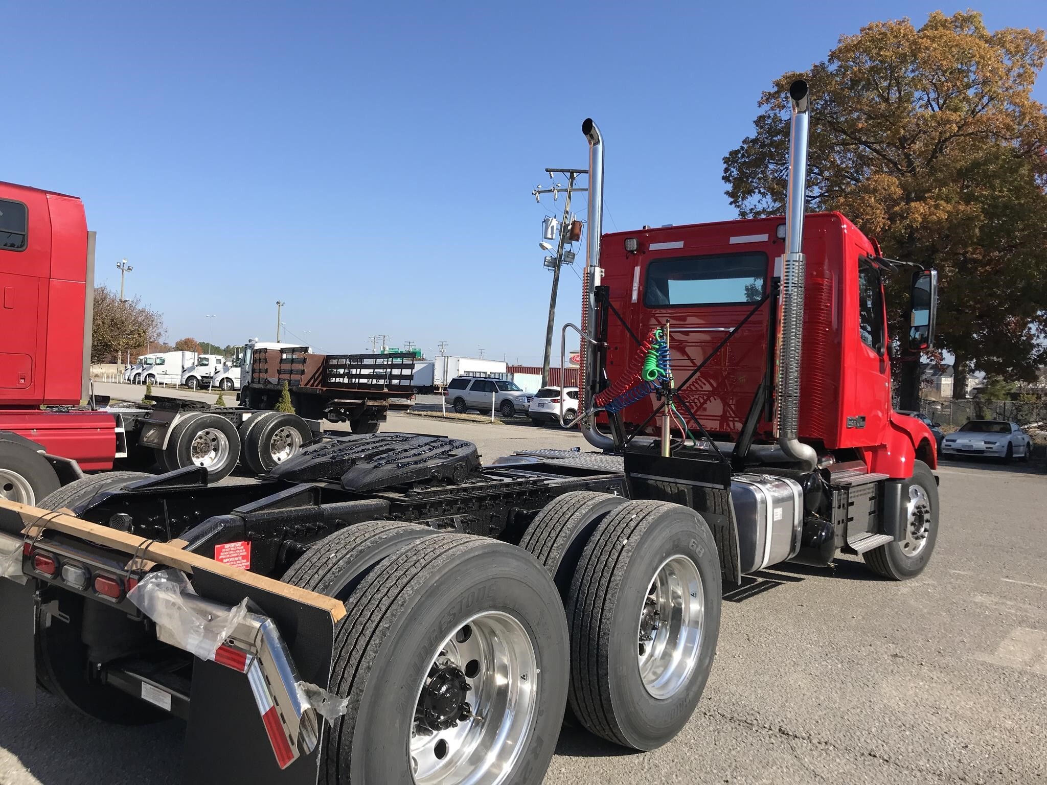 2027 Volvo VHD64FT300
