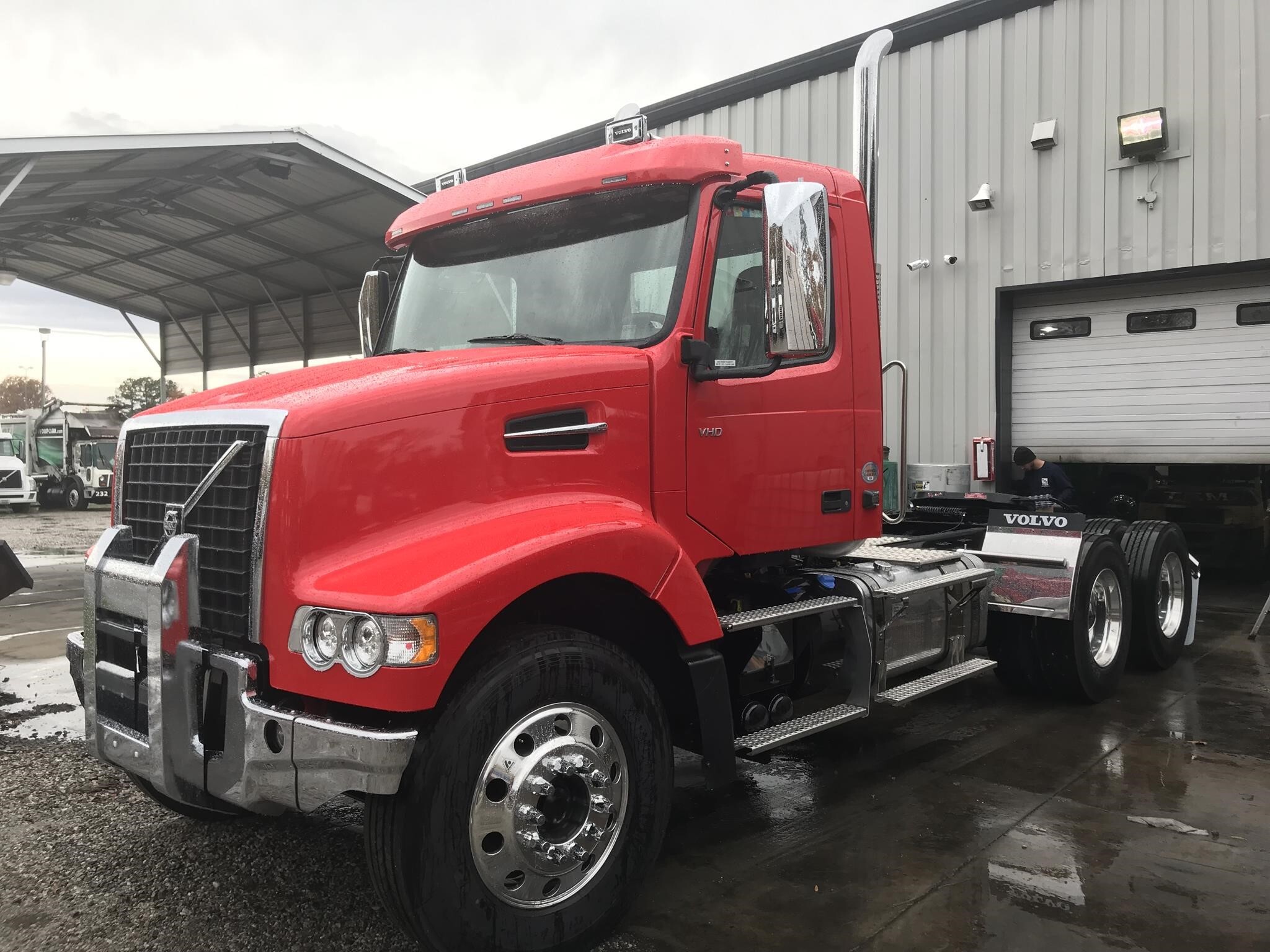 2027 Volvo VHD64FT300