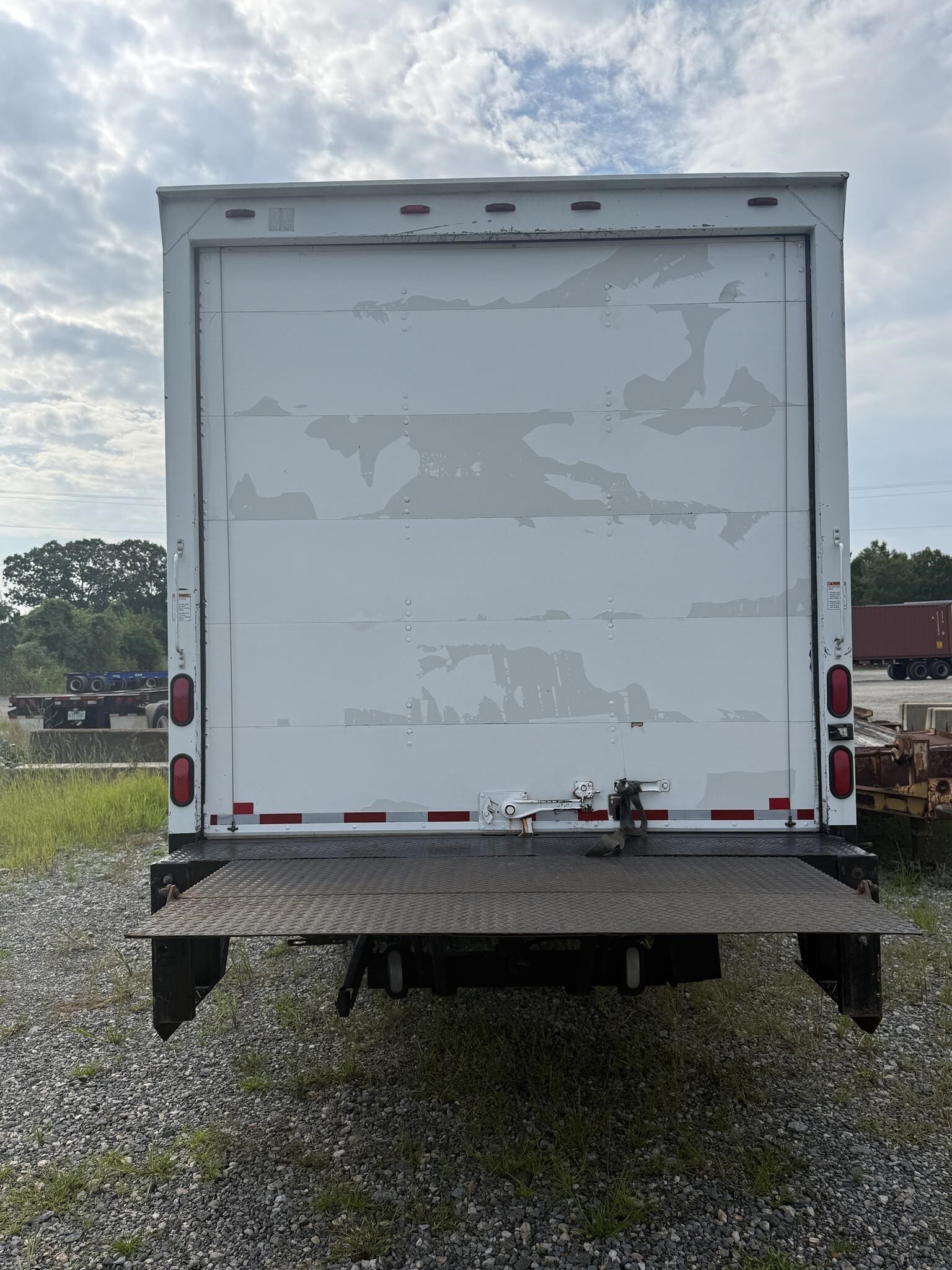 2016 Isuzu NPR HD