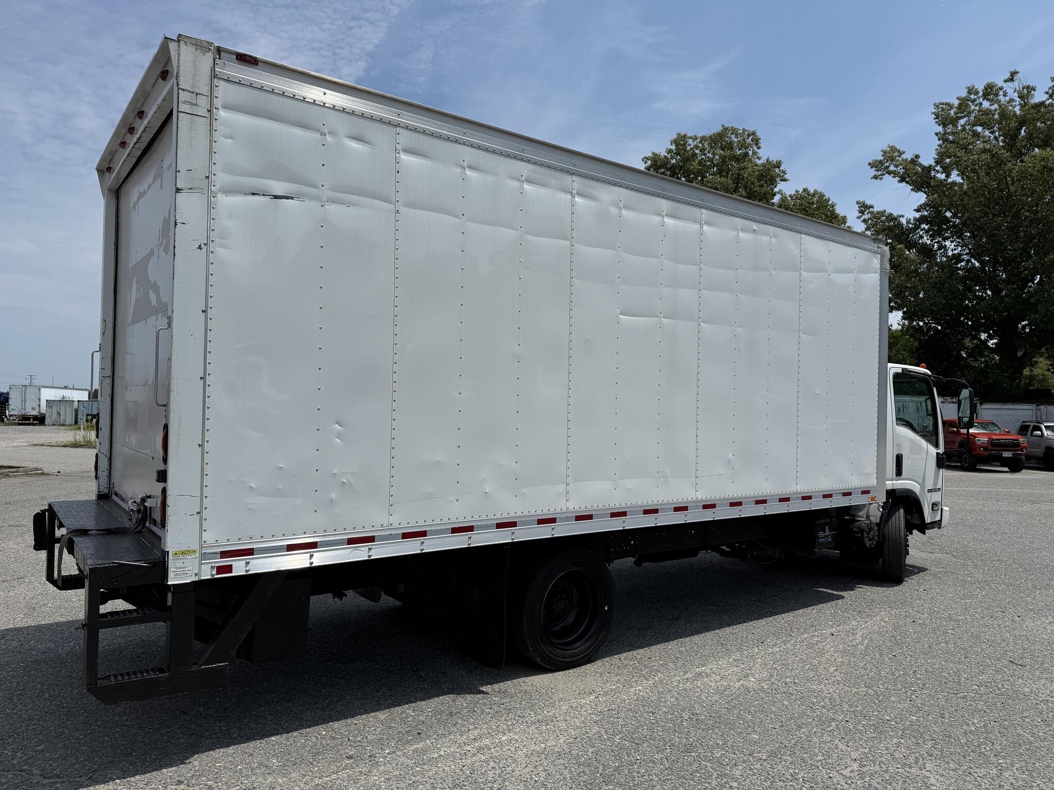 2016 Isuzu NPR HD