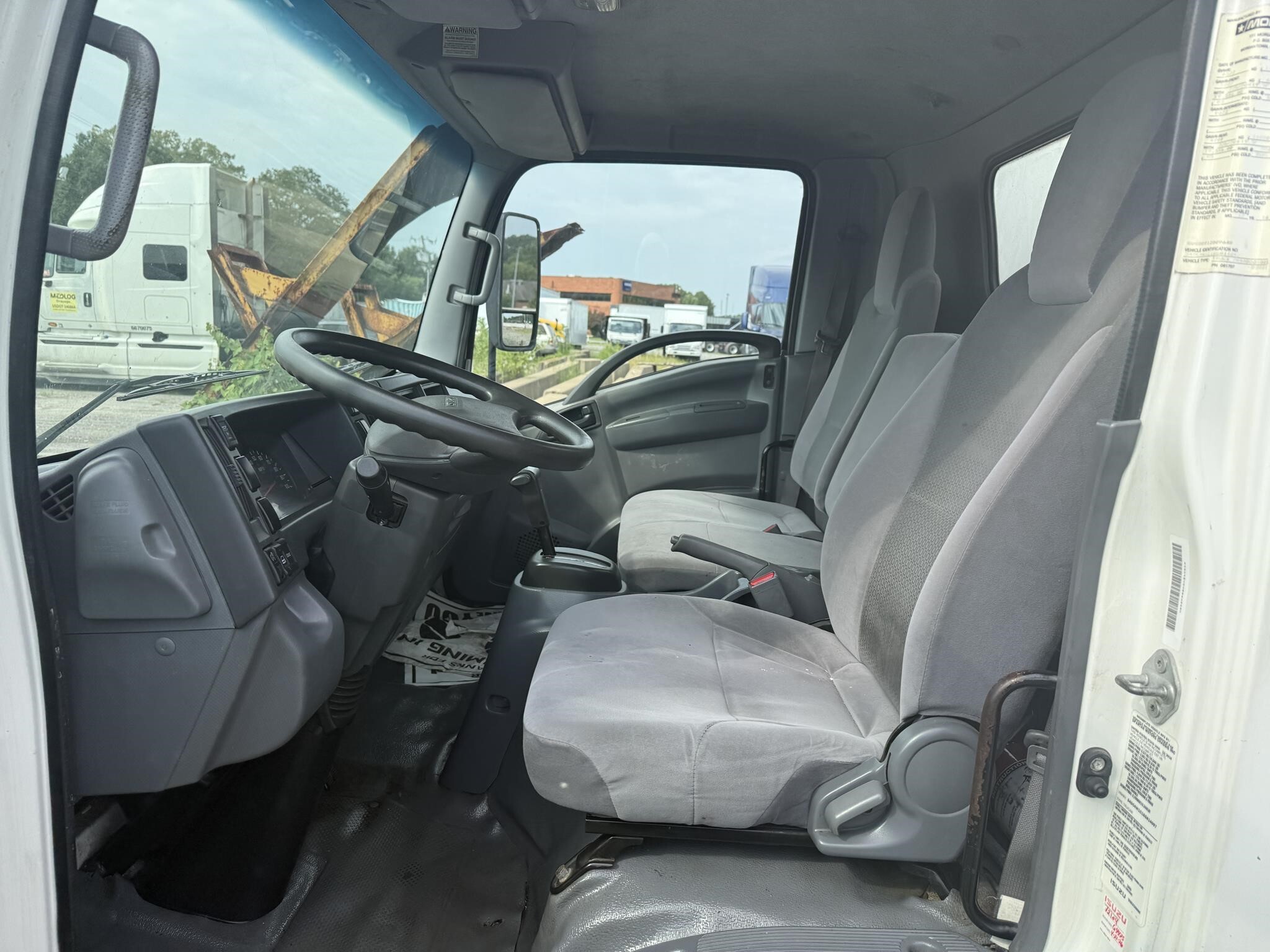 2016 Isuzu NPR HD