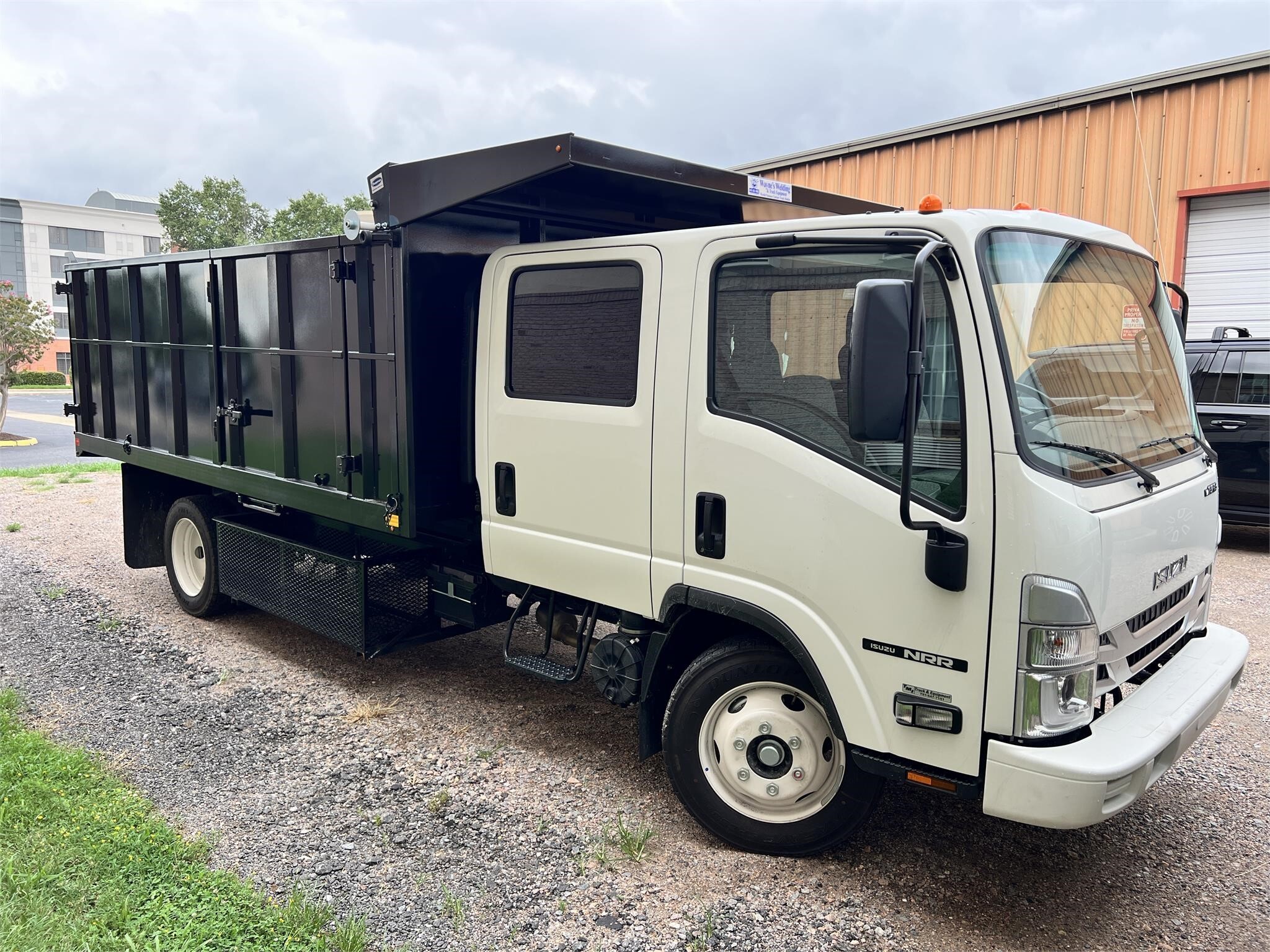 2027 Isuzu NRR