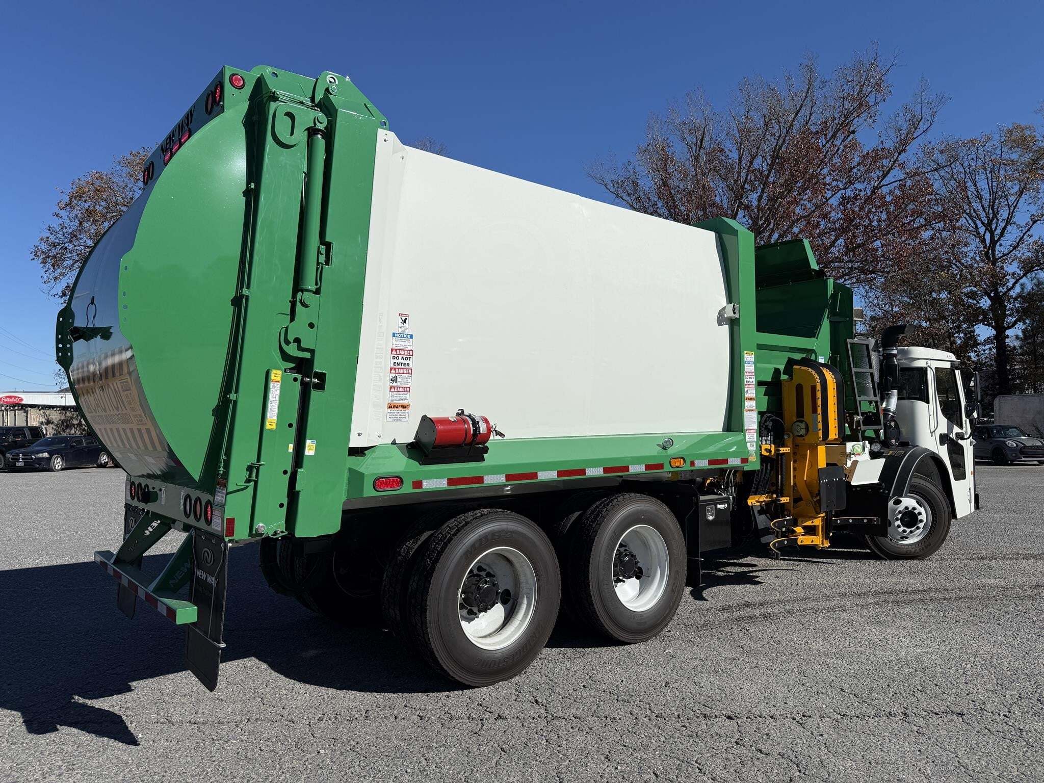 2026 Mack LR64R