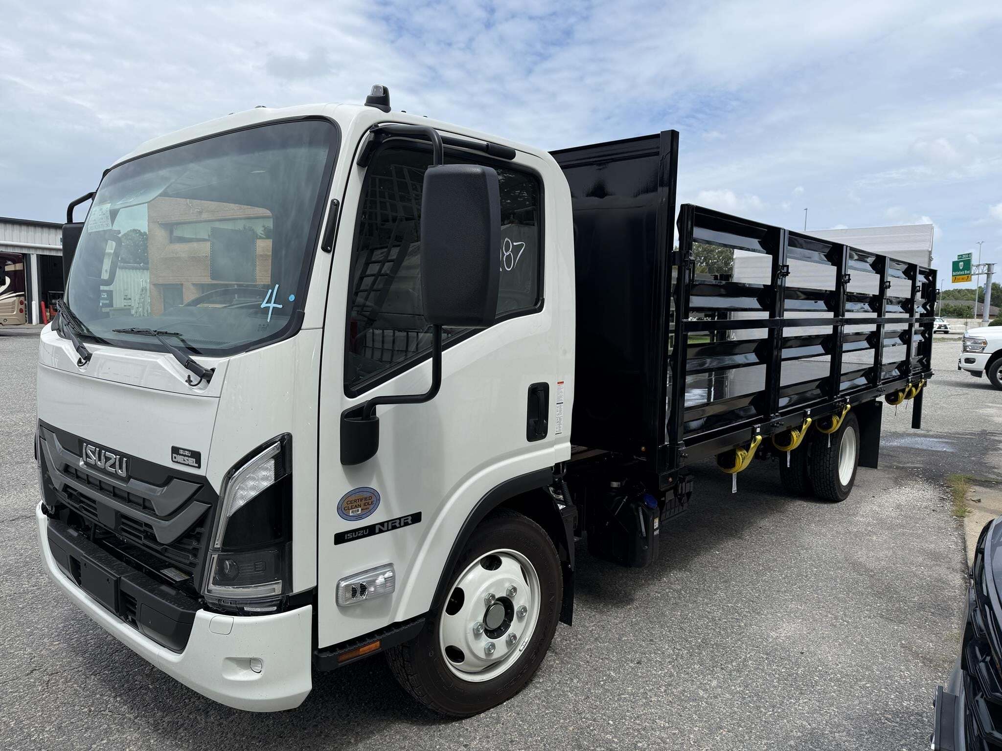 2027 Isuzu NRR
