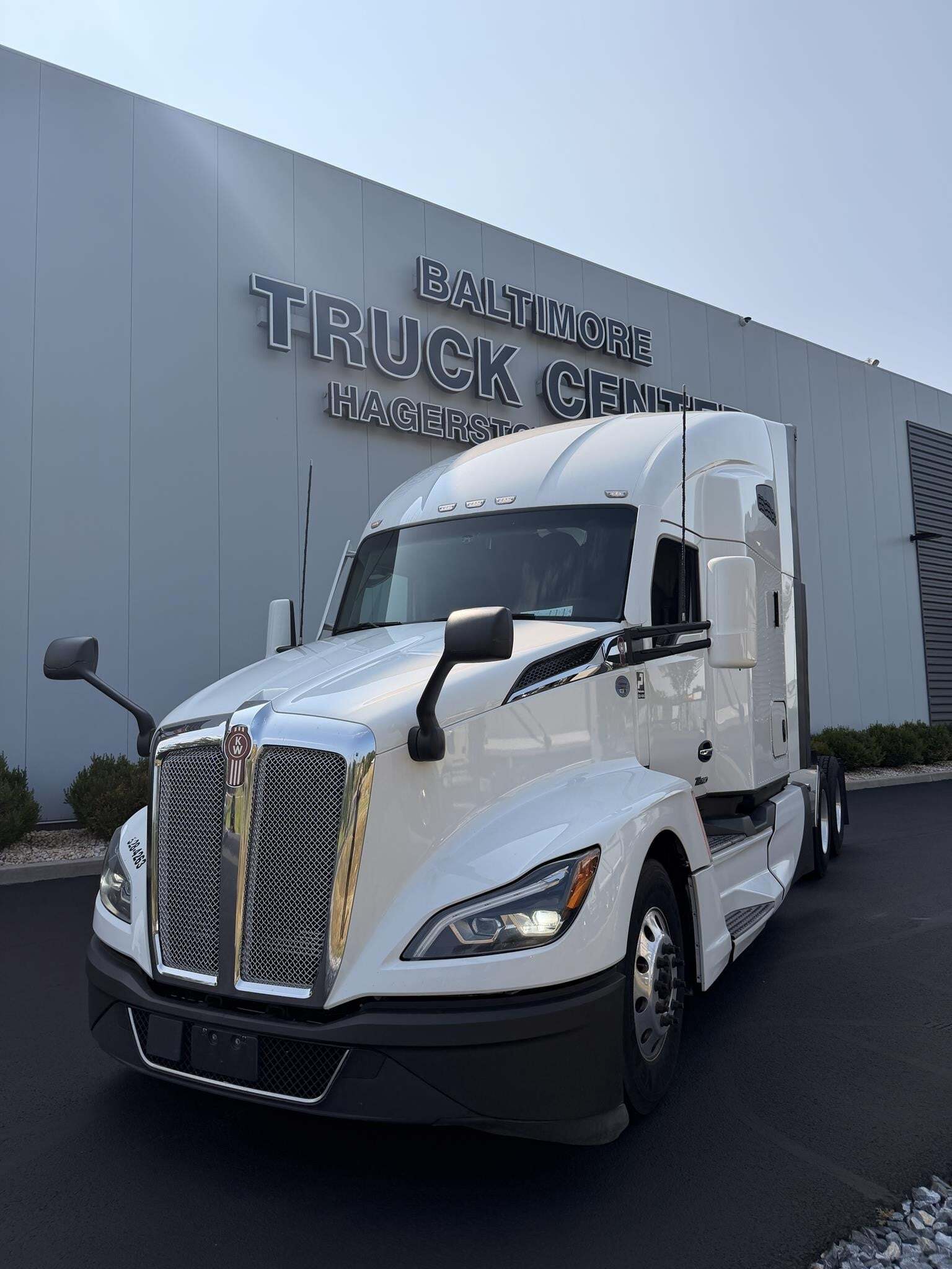 2022 Kenworth T680