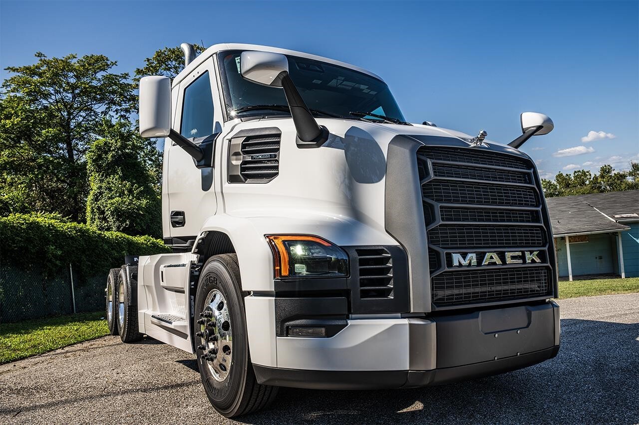 2026 Mack Pioneer
