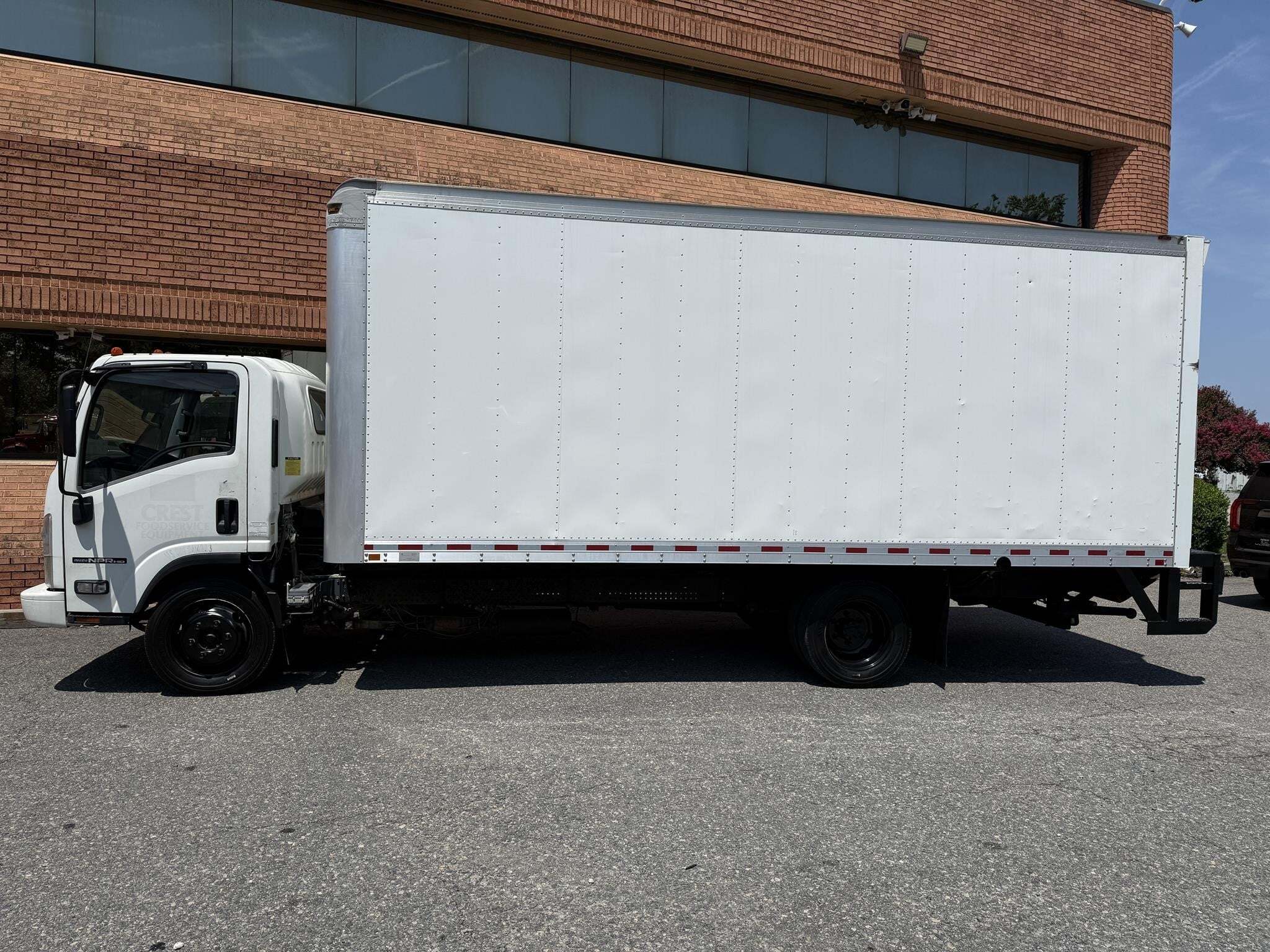 2016 Isuzu NPR HD