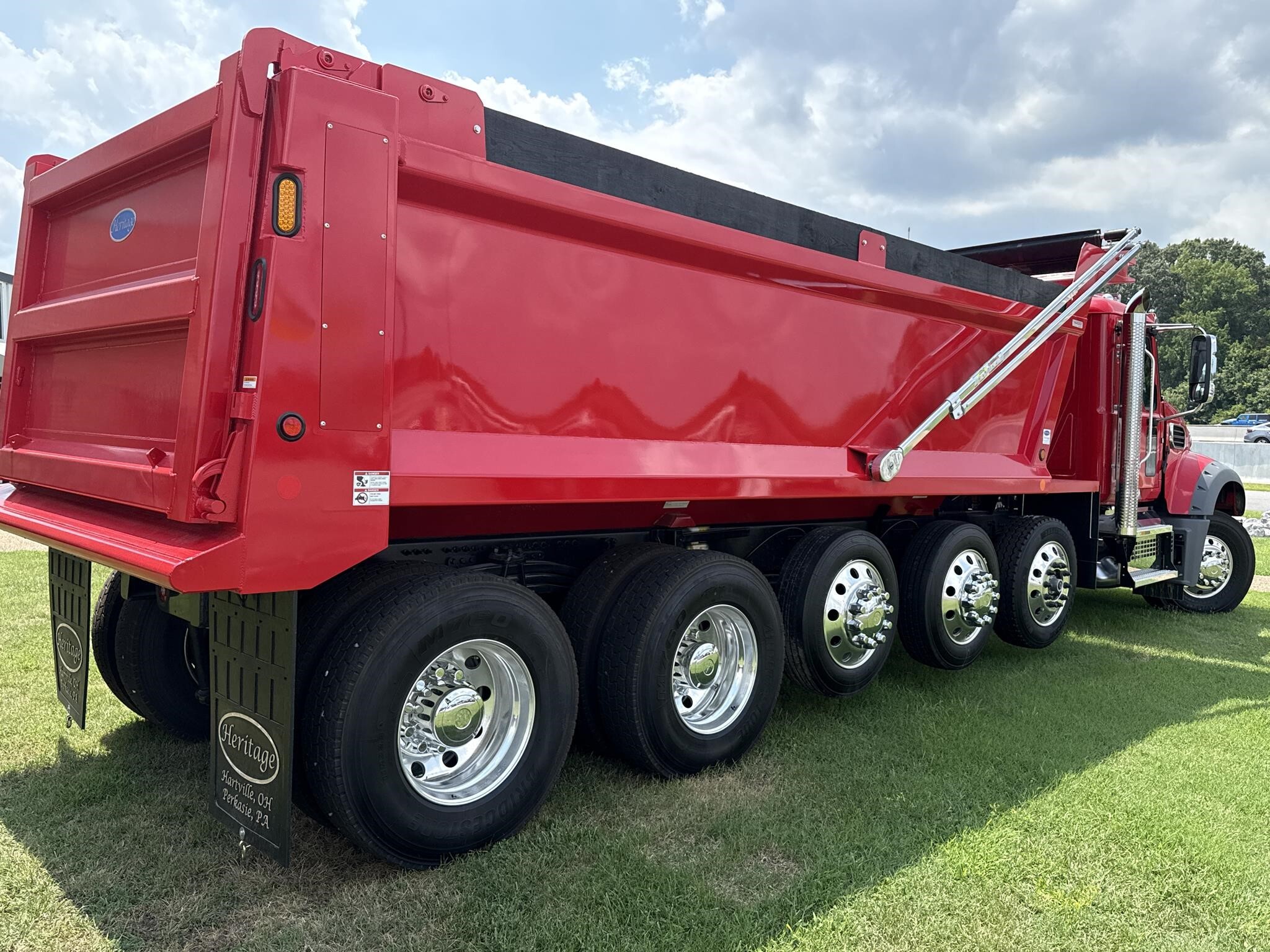 2027 Mack GRANITE