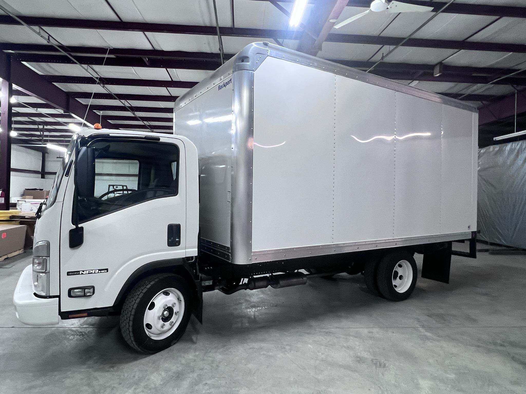 2025 Isuzu NPR HD