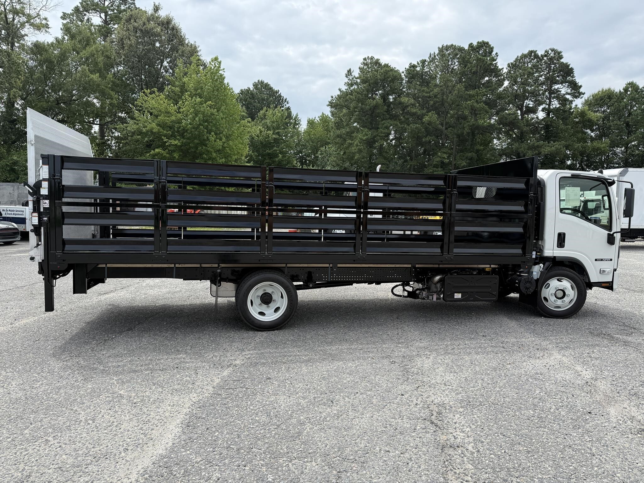 Photo of 2027 Isuzu NRR