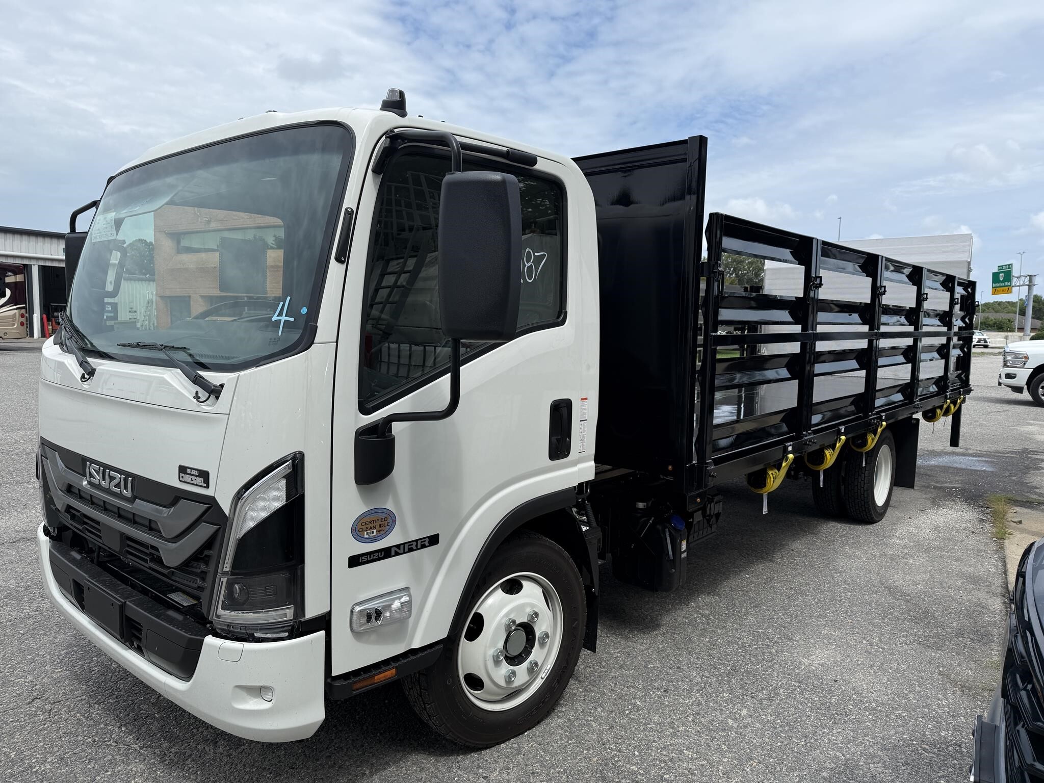 2027 Isuzu NRR