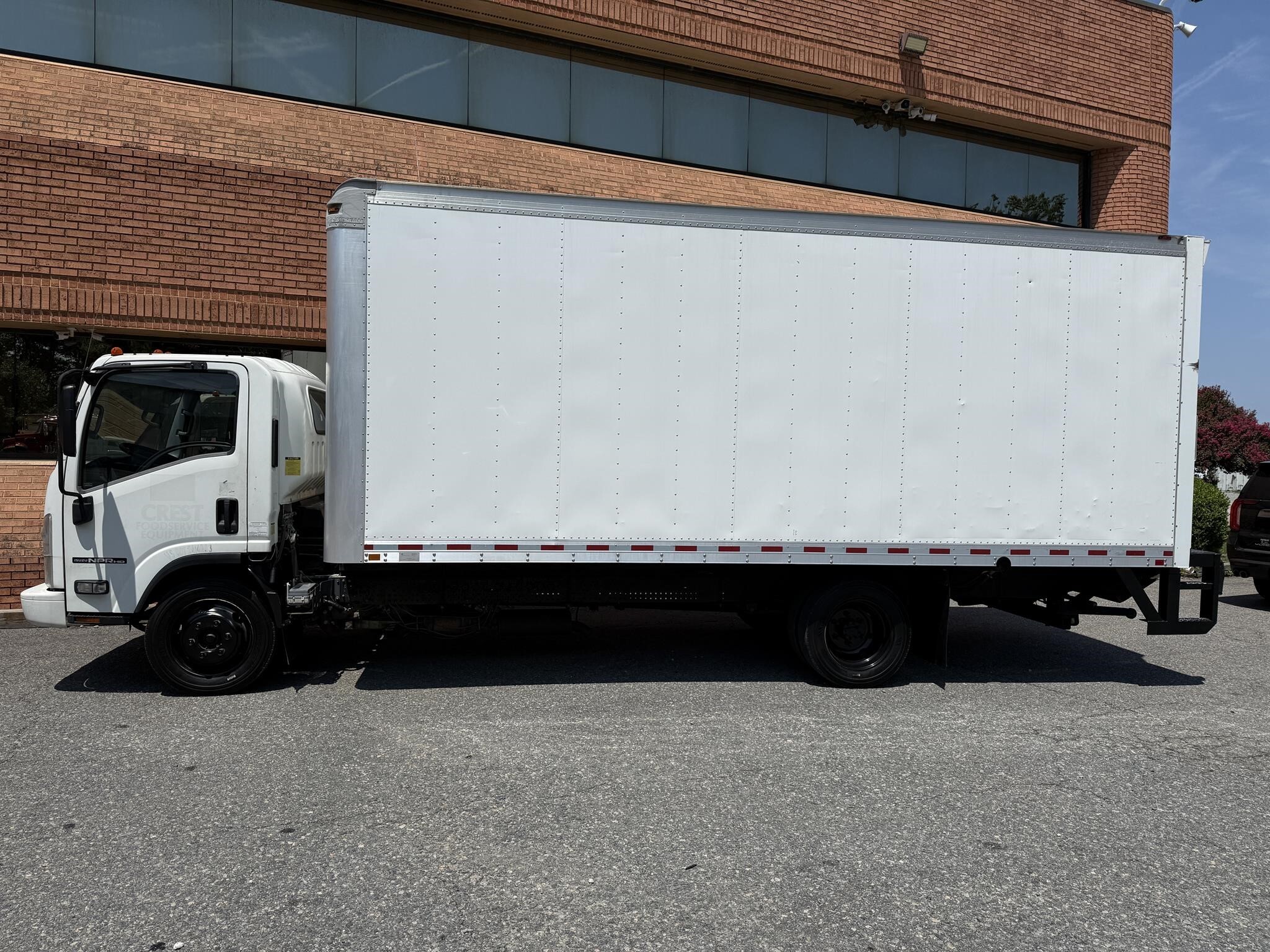 2016 Isuzu NPR HD
