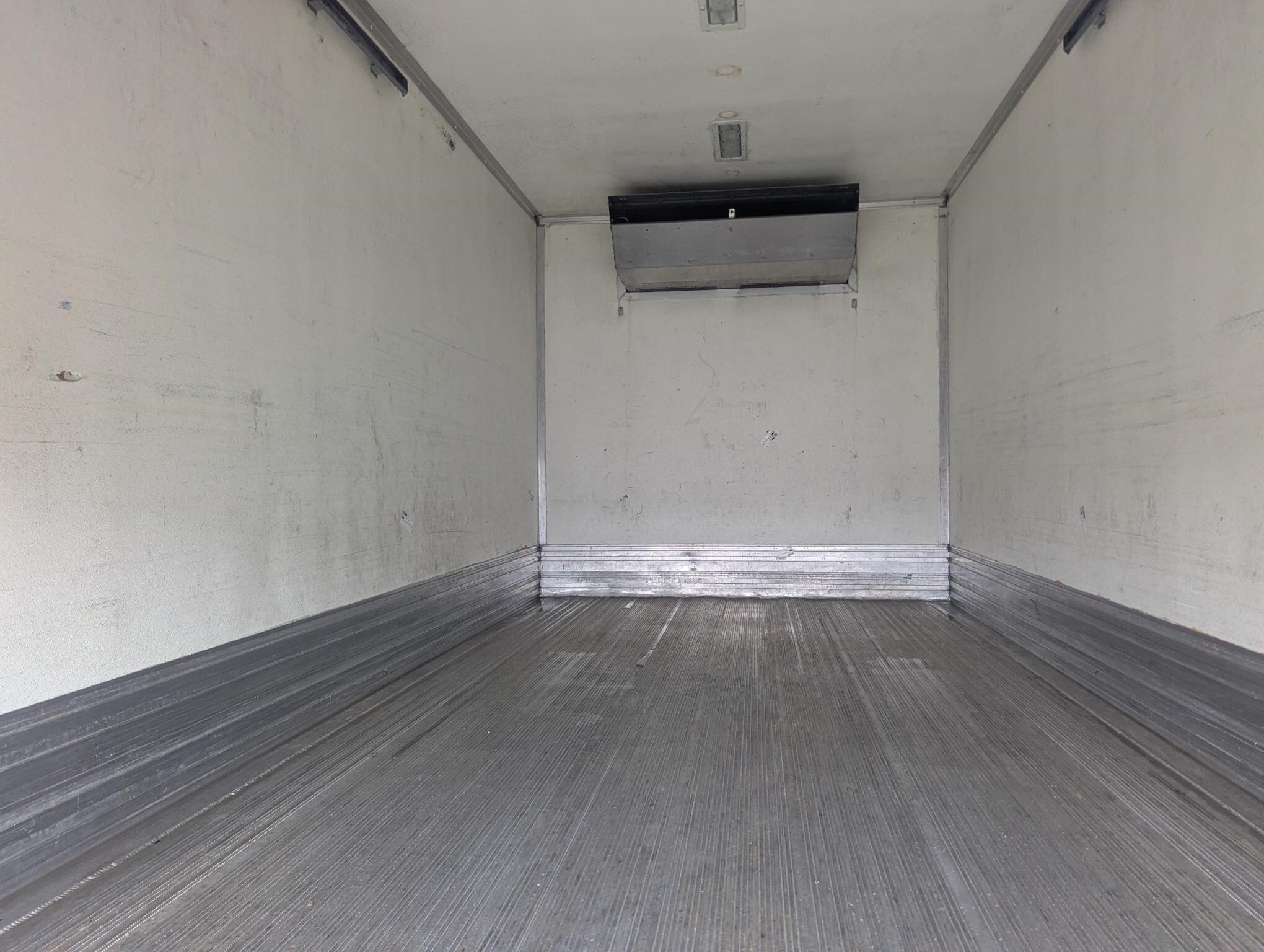 2019 Hino 195