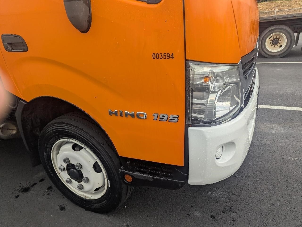 2019 Hino 195