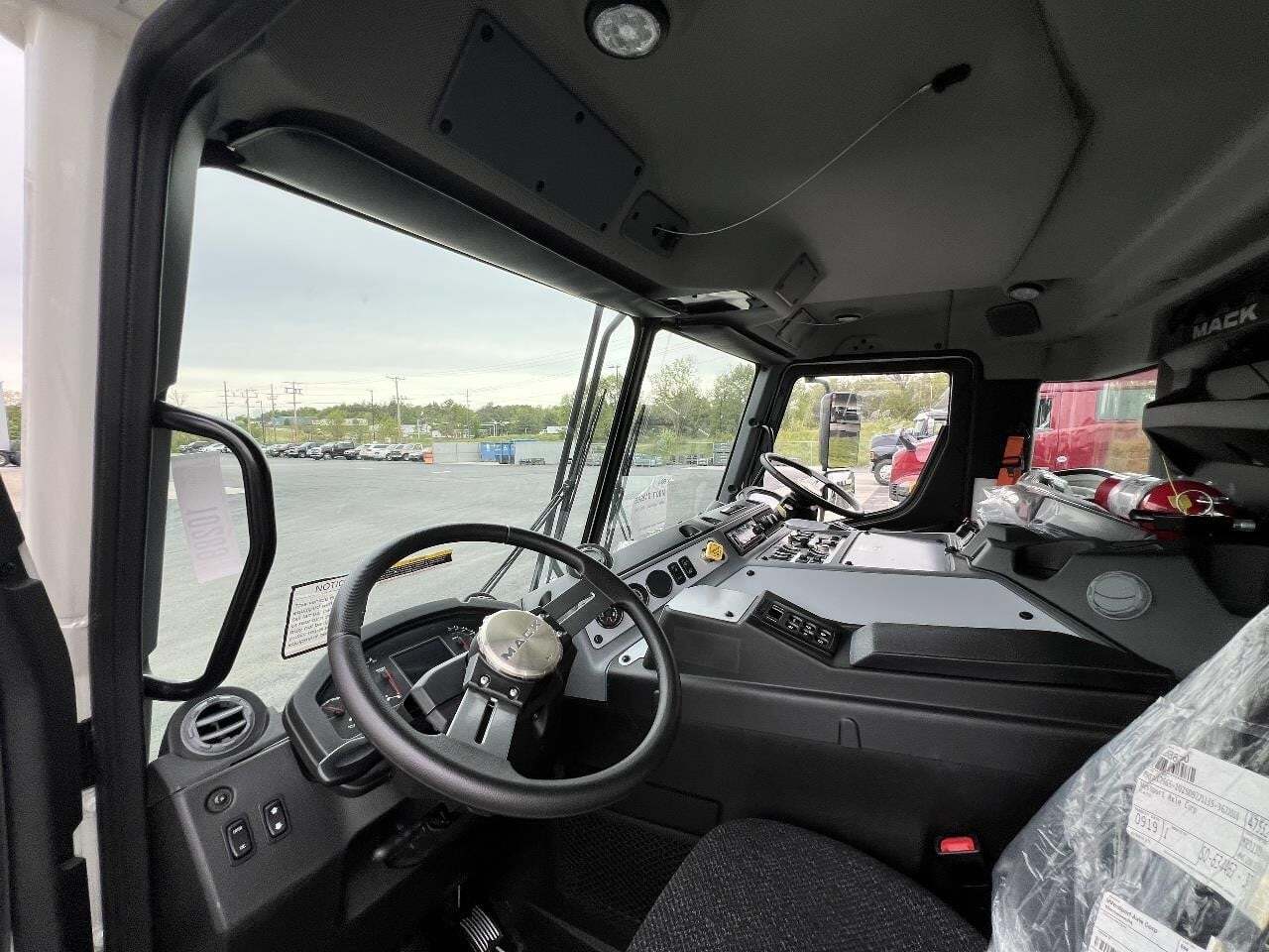2026 Mack LR613