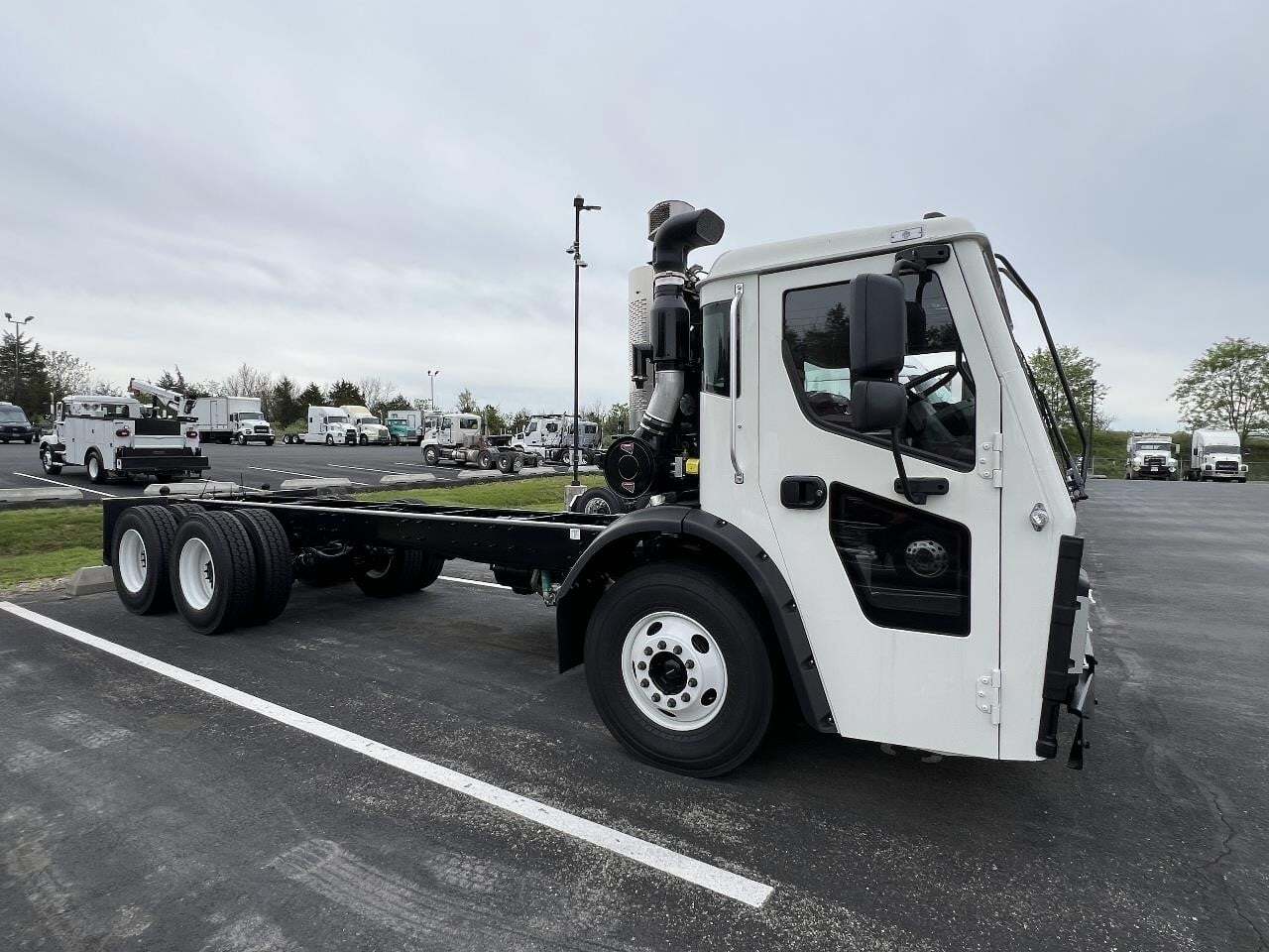 2026 Mack LR613