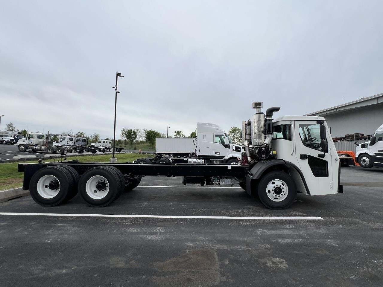 2026 Mack LR613