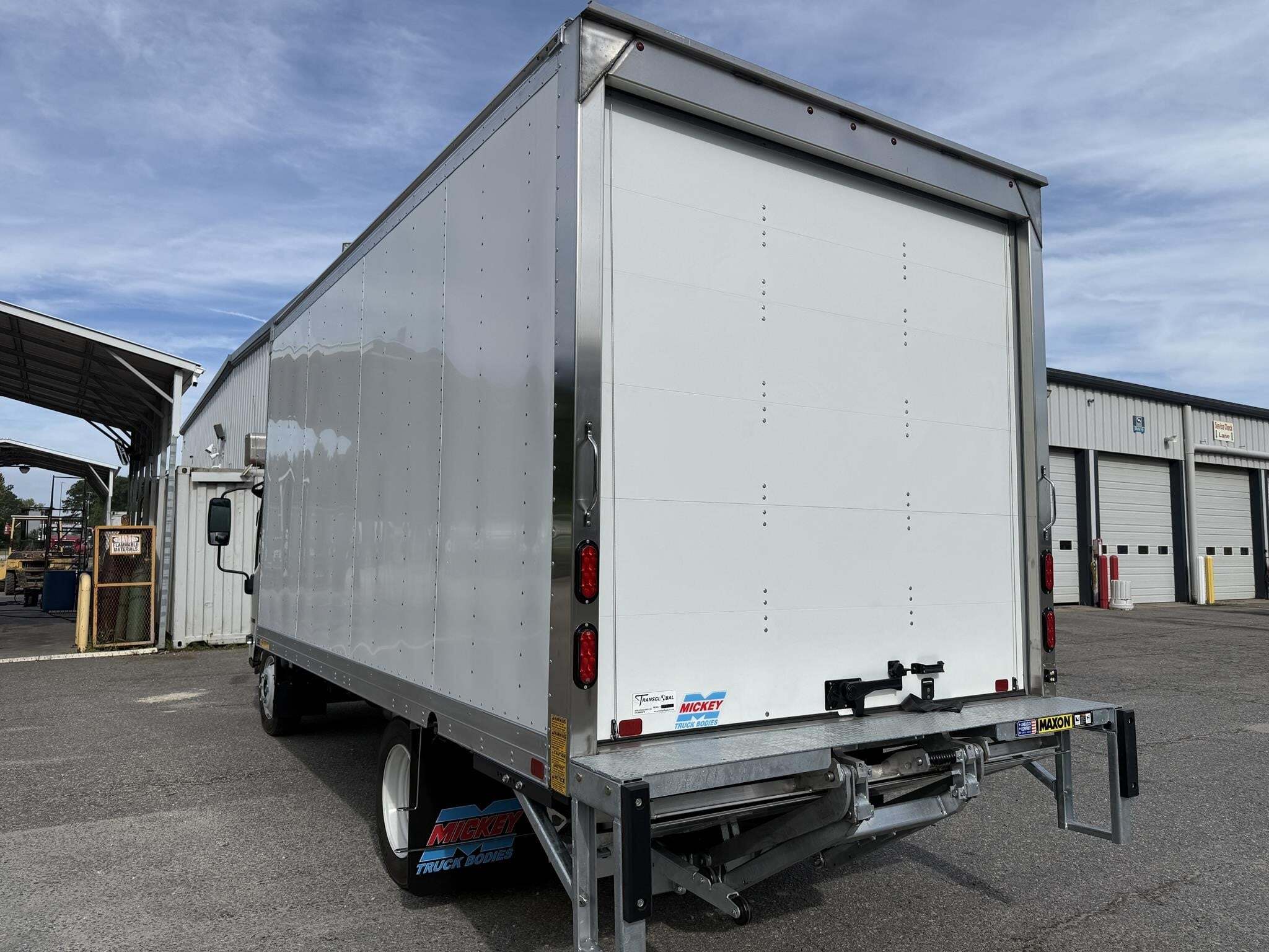 2026 Isuzu NPR HD
