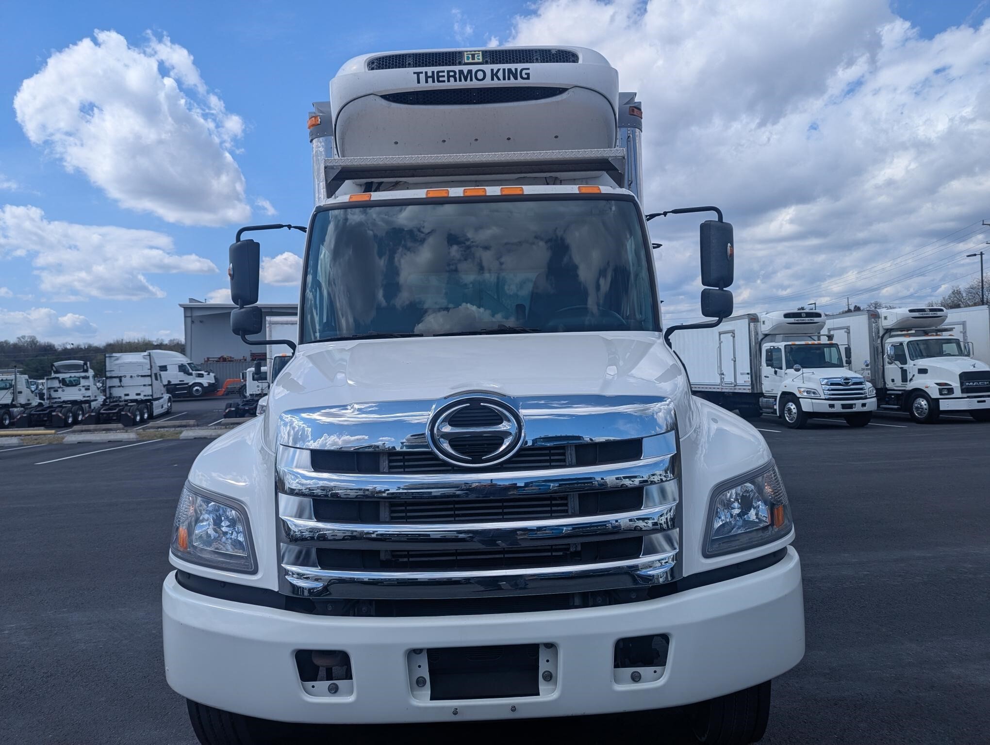 2017 Hino 268A