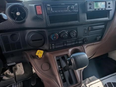 2021 Hino L7