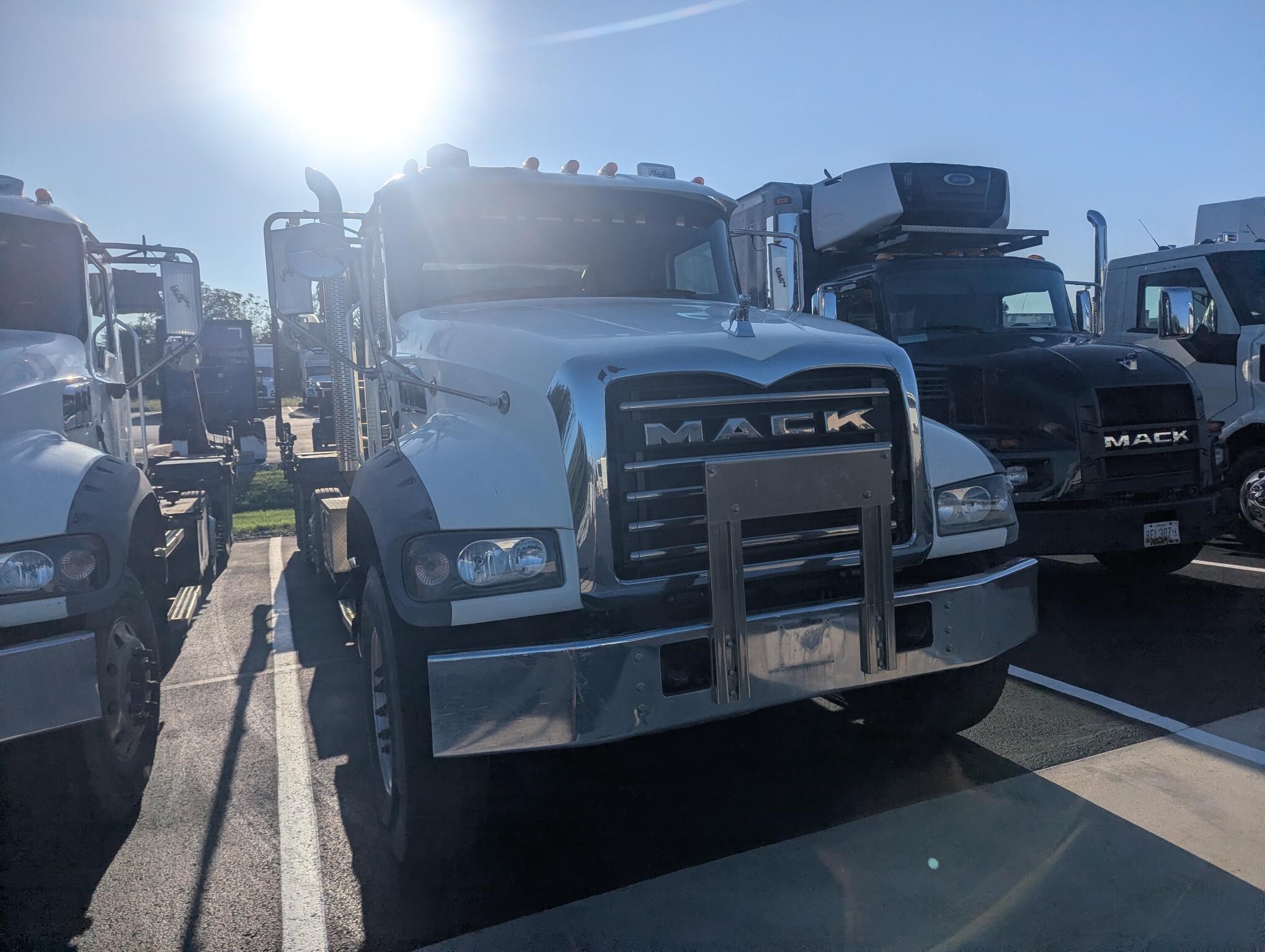 2016 Mack GRANITE GU713