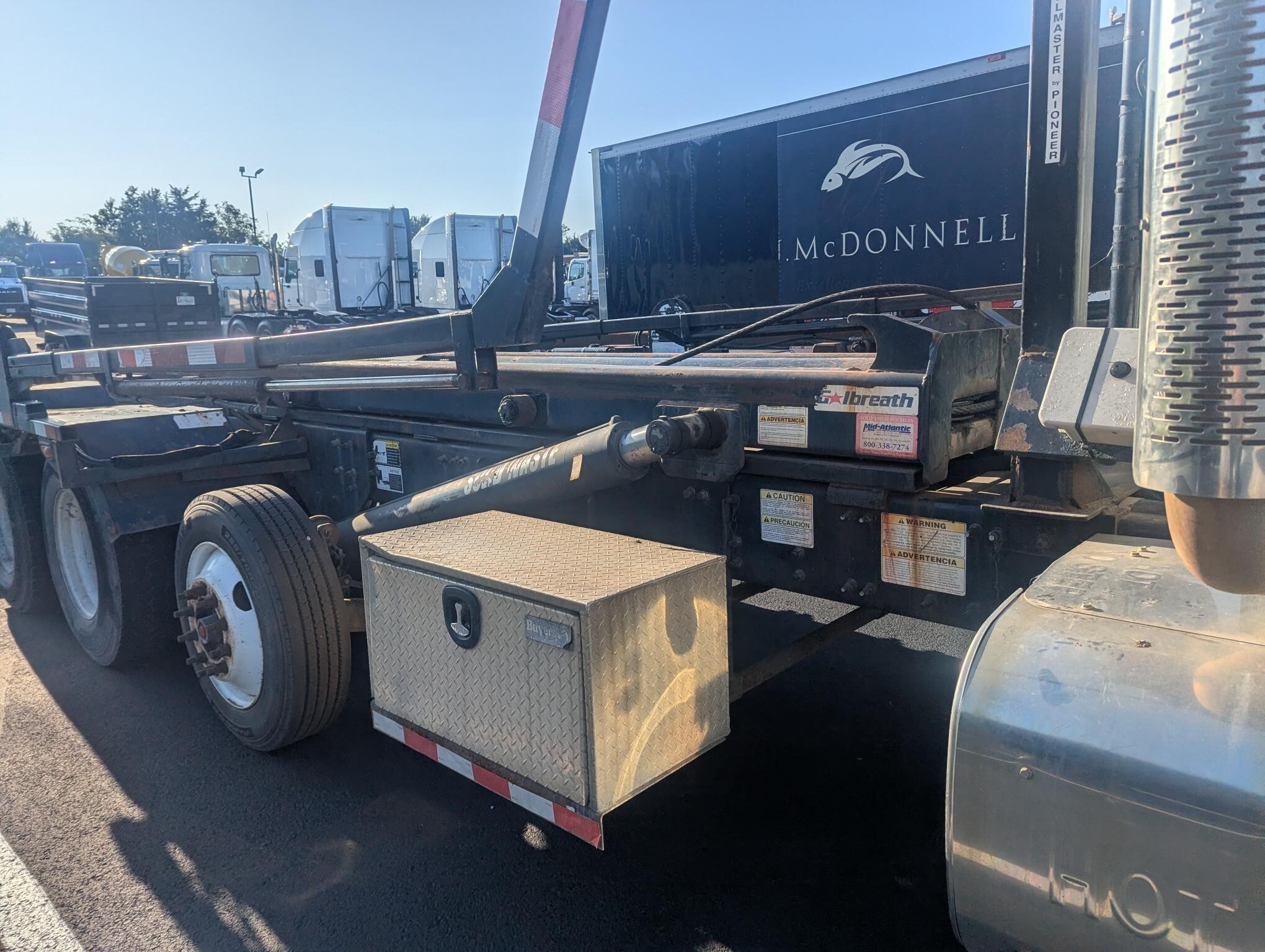 2016 Mack GRANITE GU713