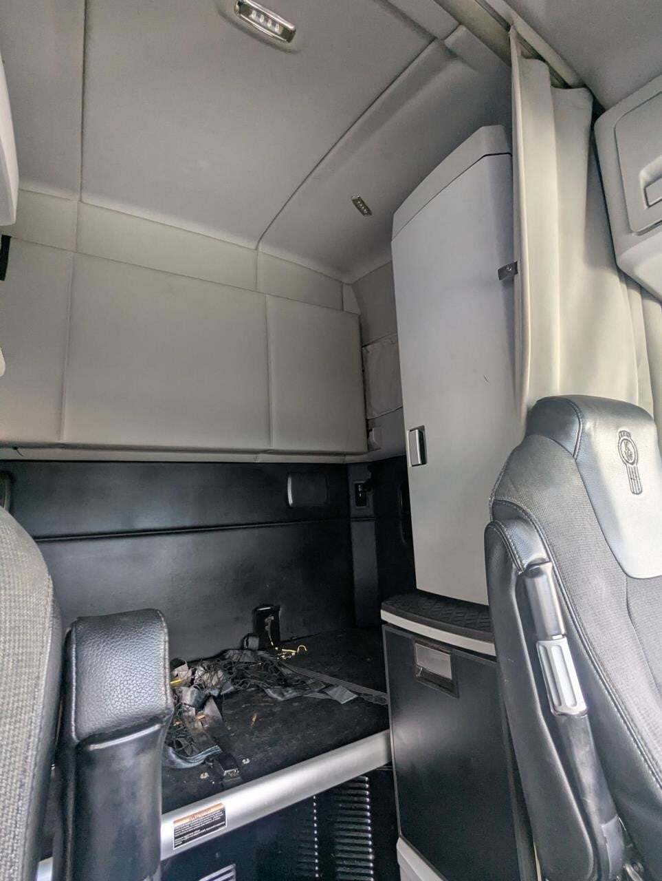 2022 Kenworth T680