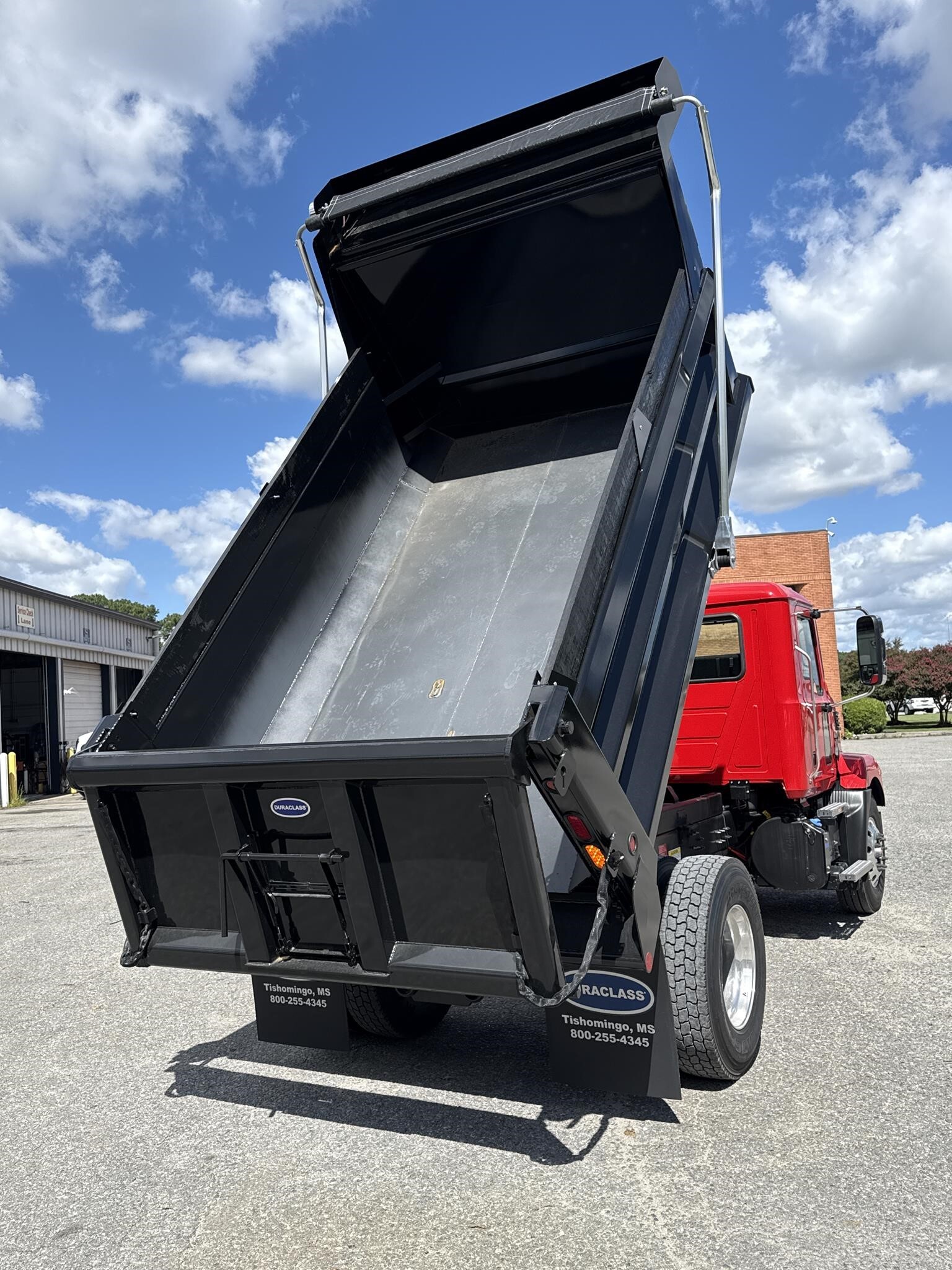 2027 Mack MD6