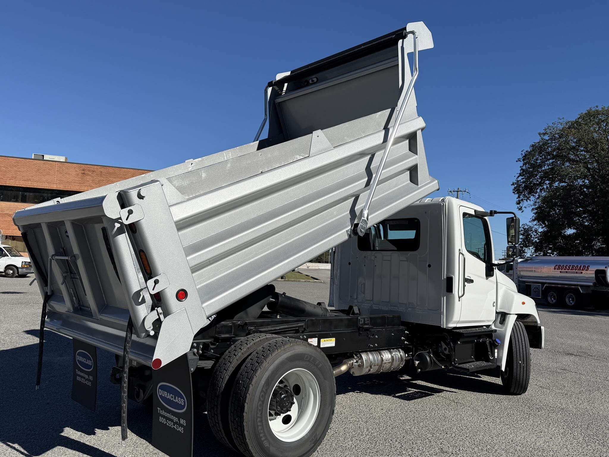 2027 Hino L6
