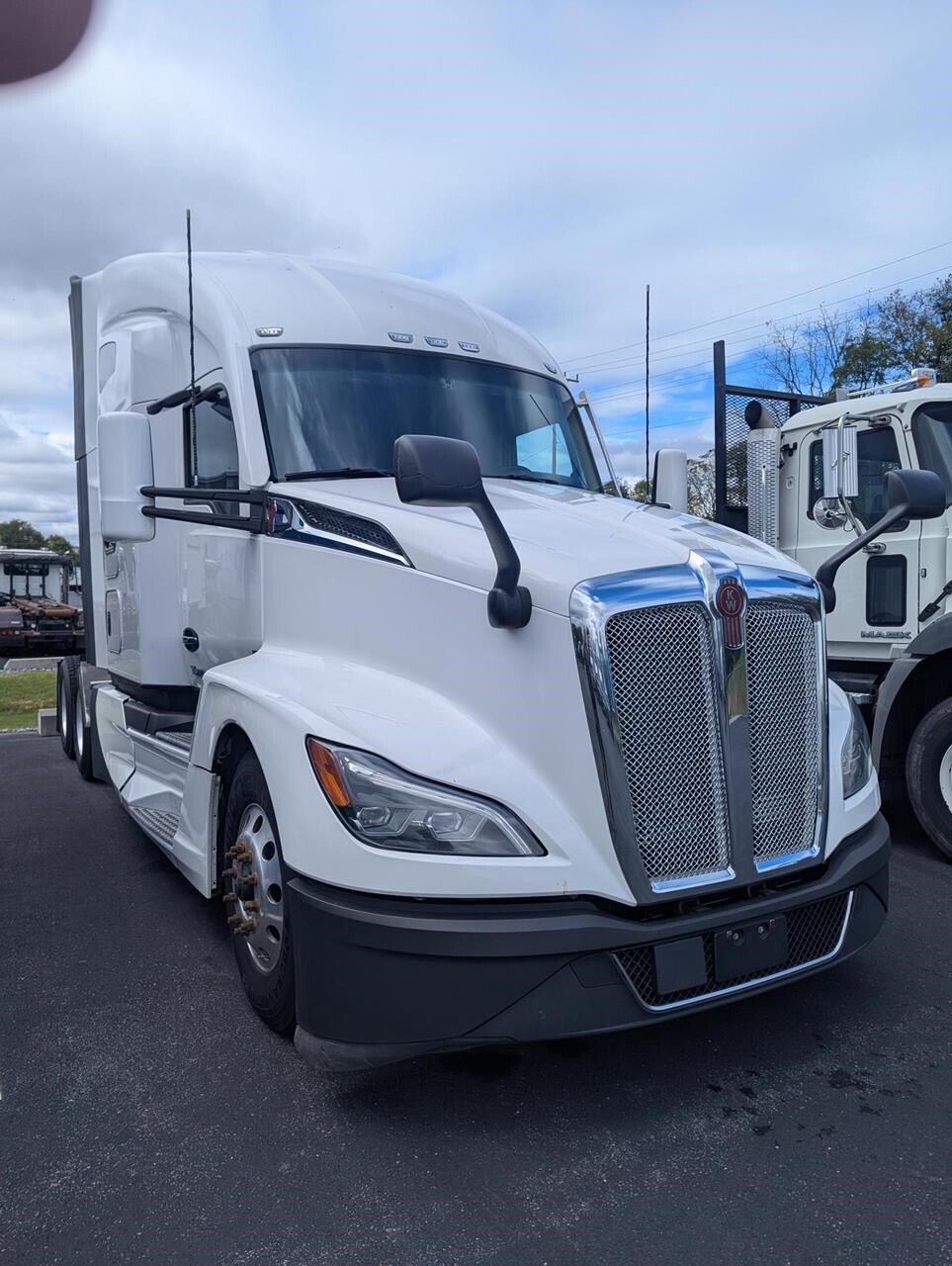 2022 Kenworth T680