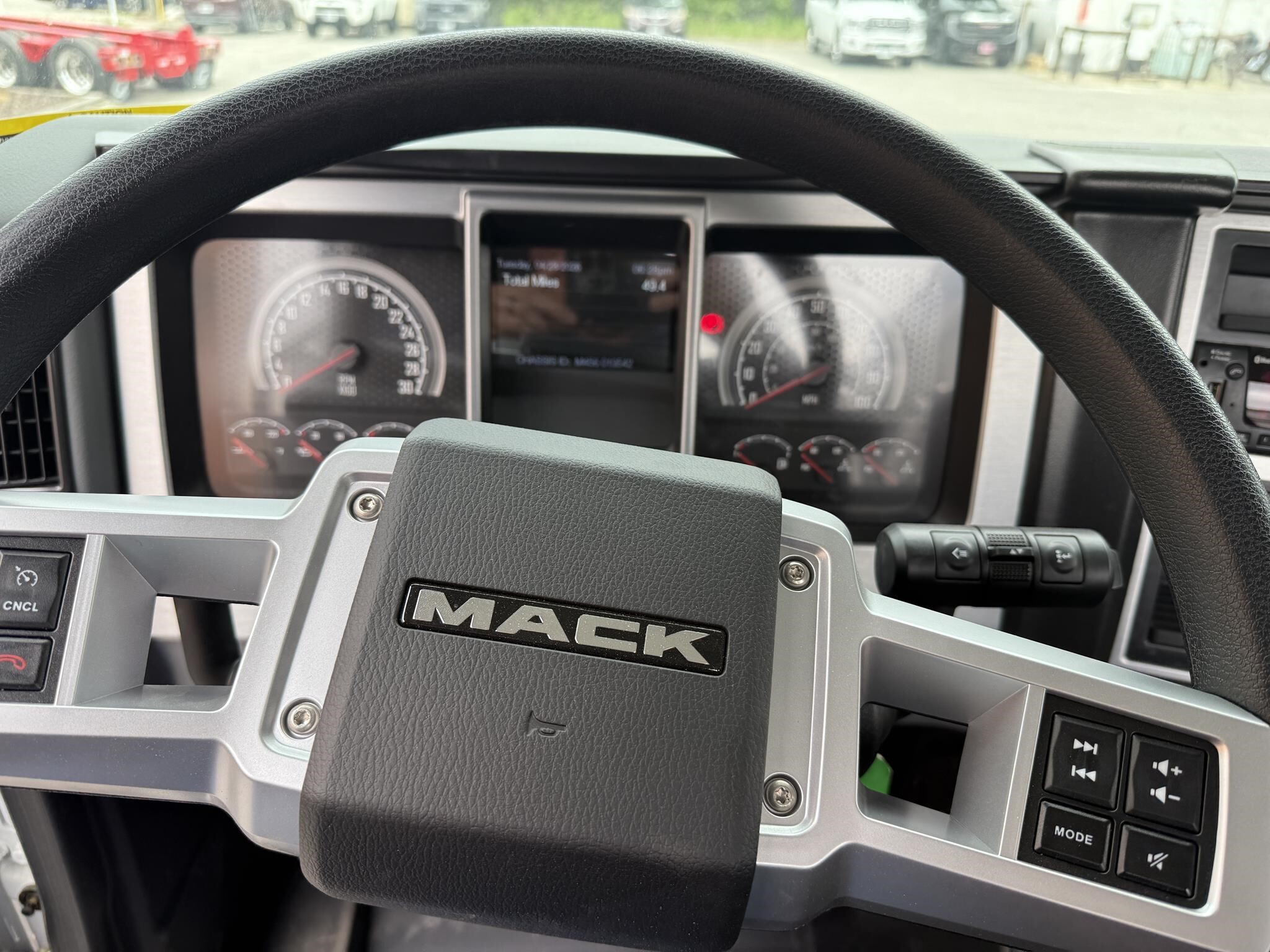 2026 Mack MD6