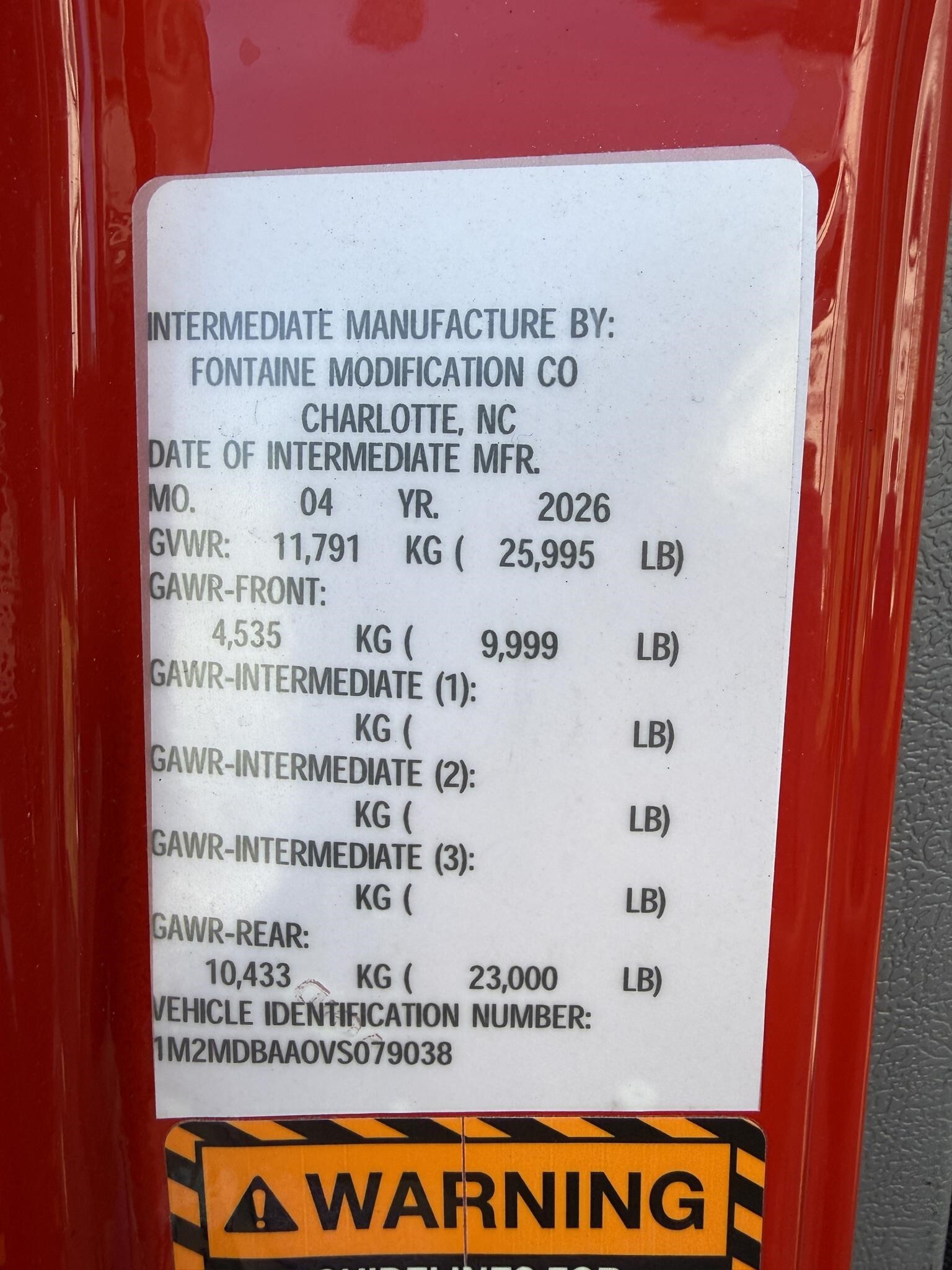 2027 Mack MD7