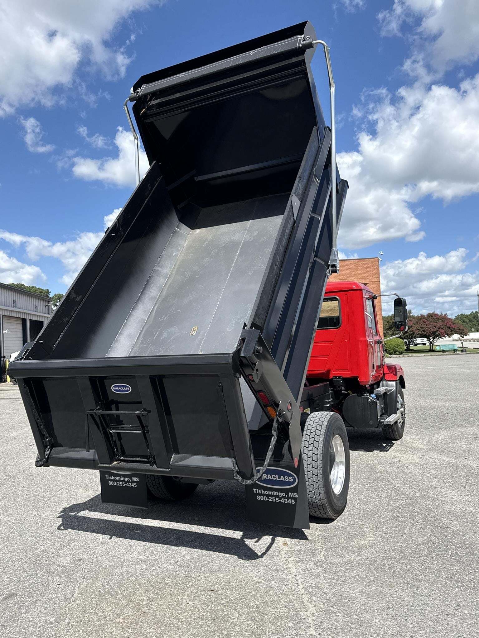 2027 Mack MD6