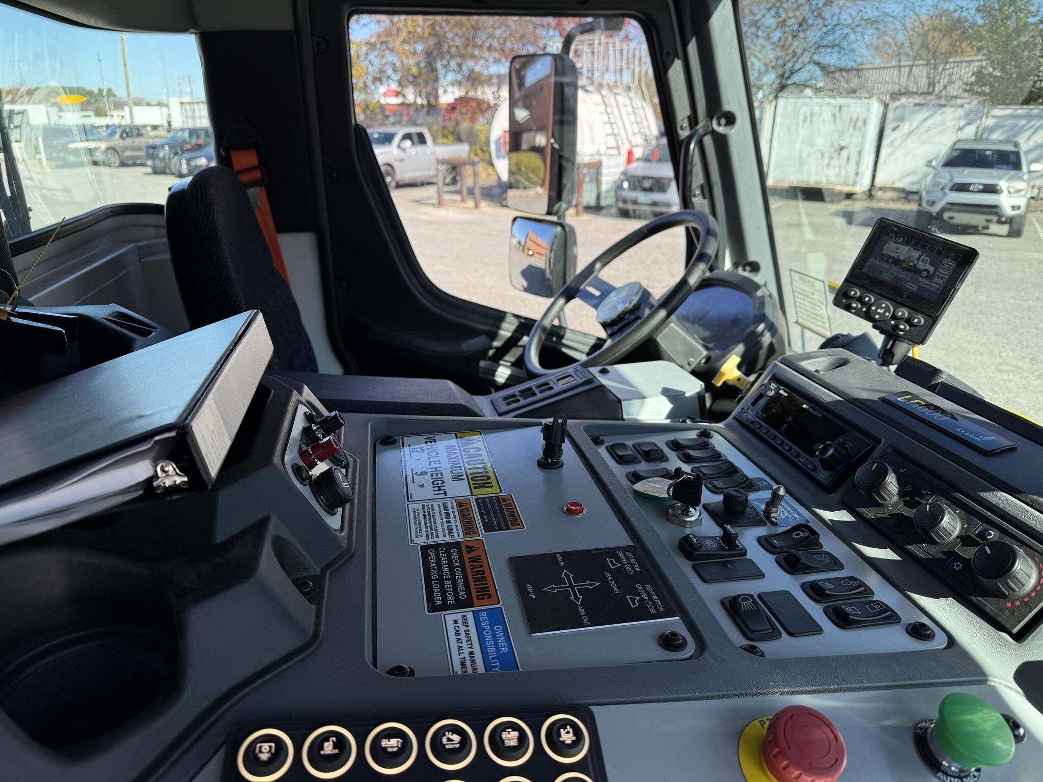 2026 Mack LR64R