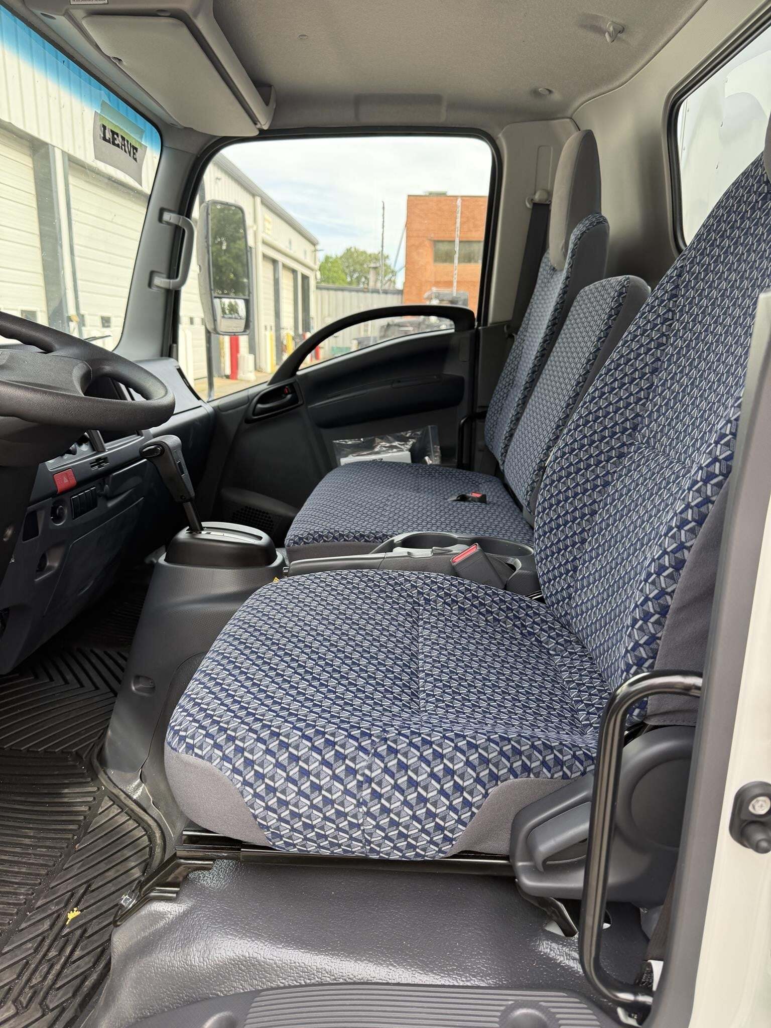 2026 Isuzu NPR HD