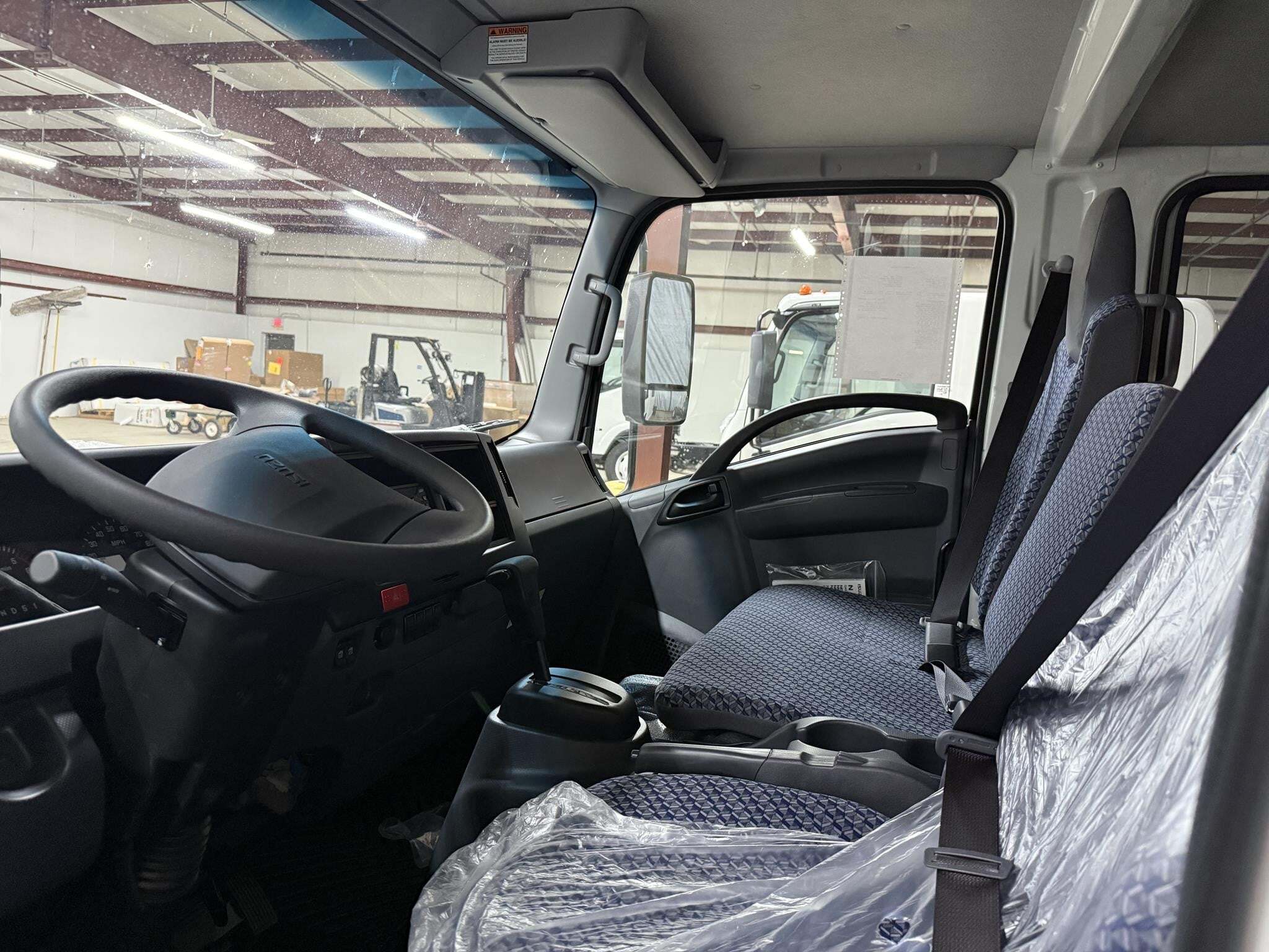 2027 Isuzu NPR HD