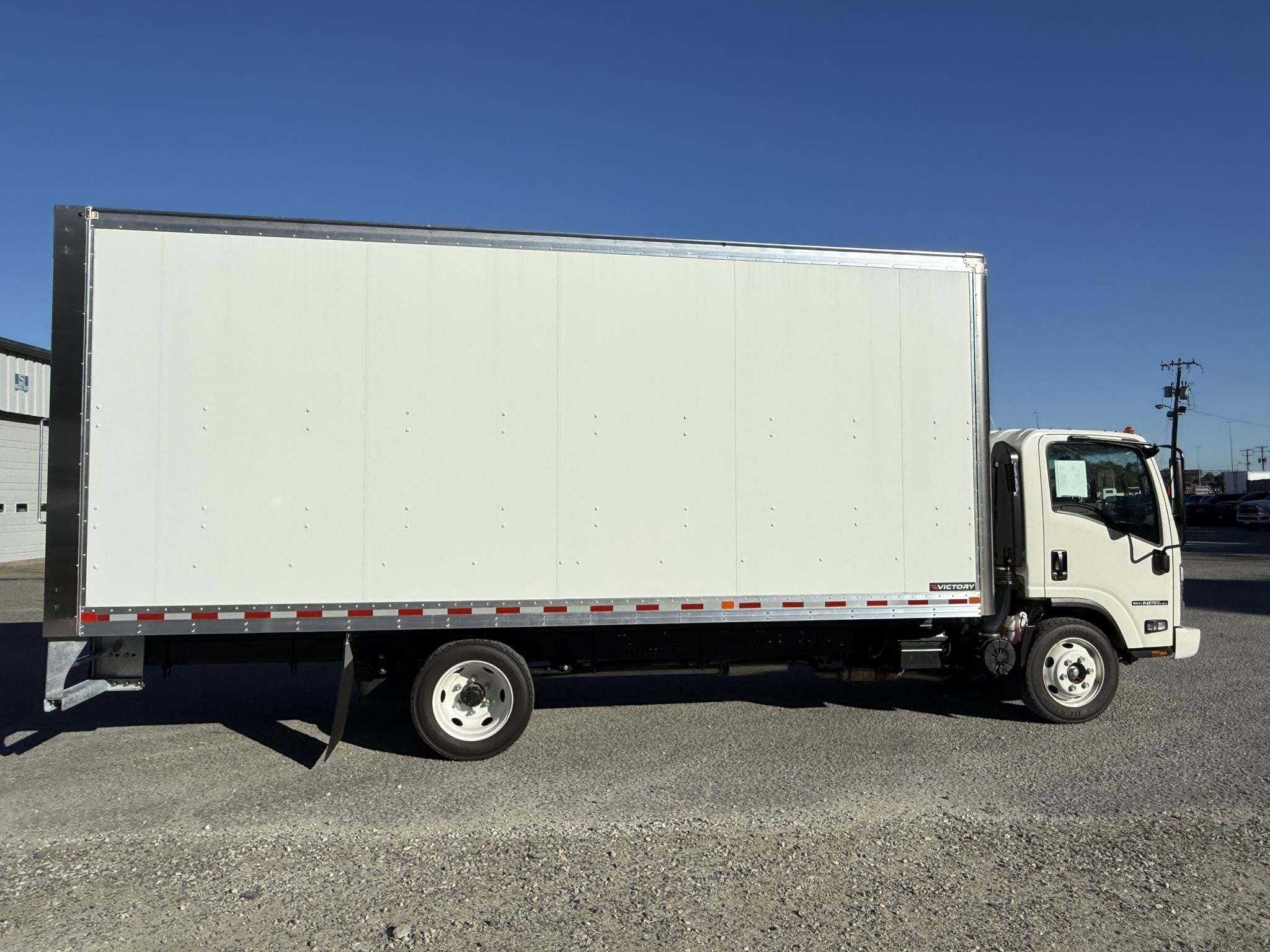 2026 Isuzu NPR HD
