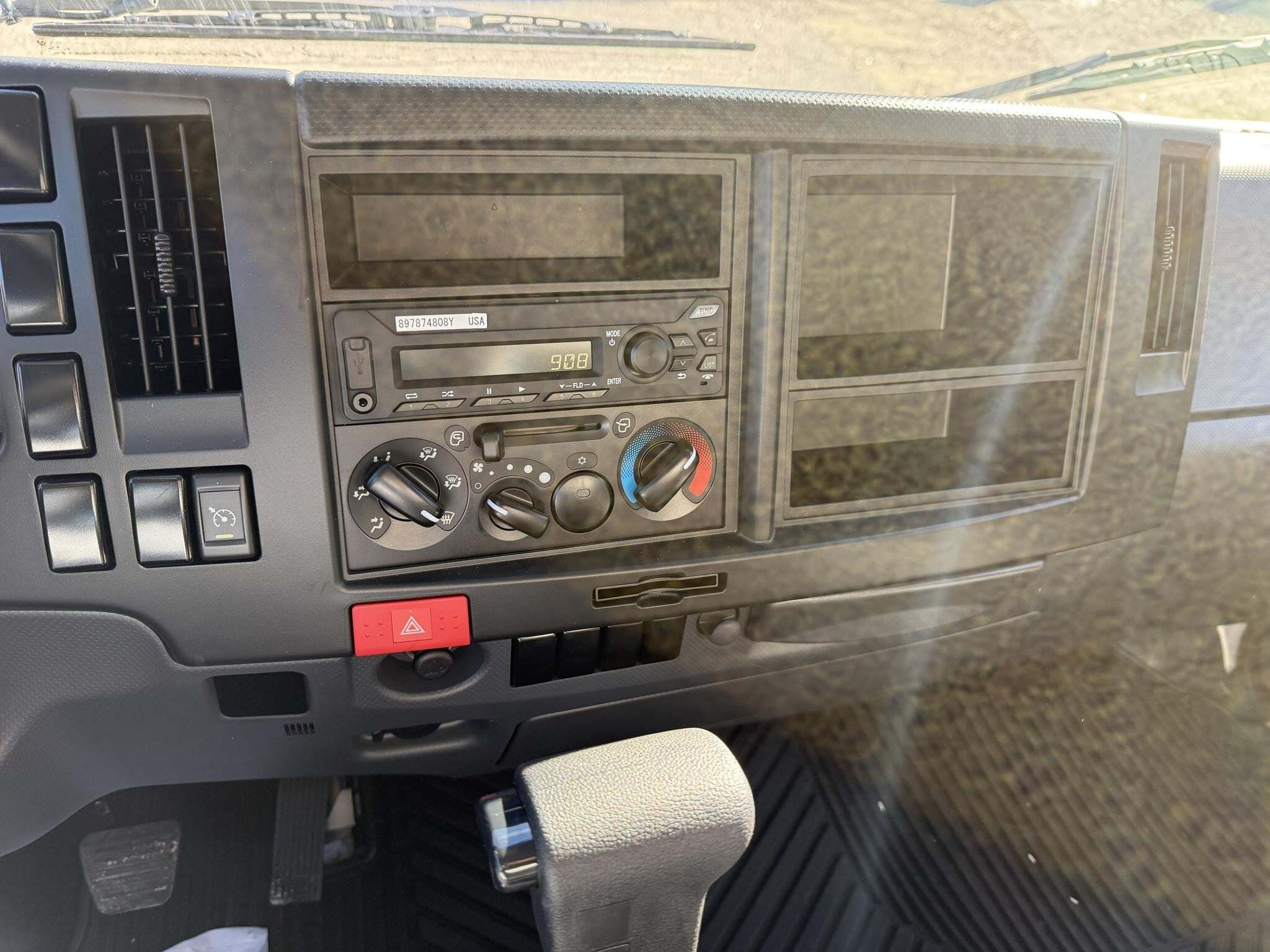 2026 Isuzu NPR HD