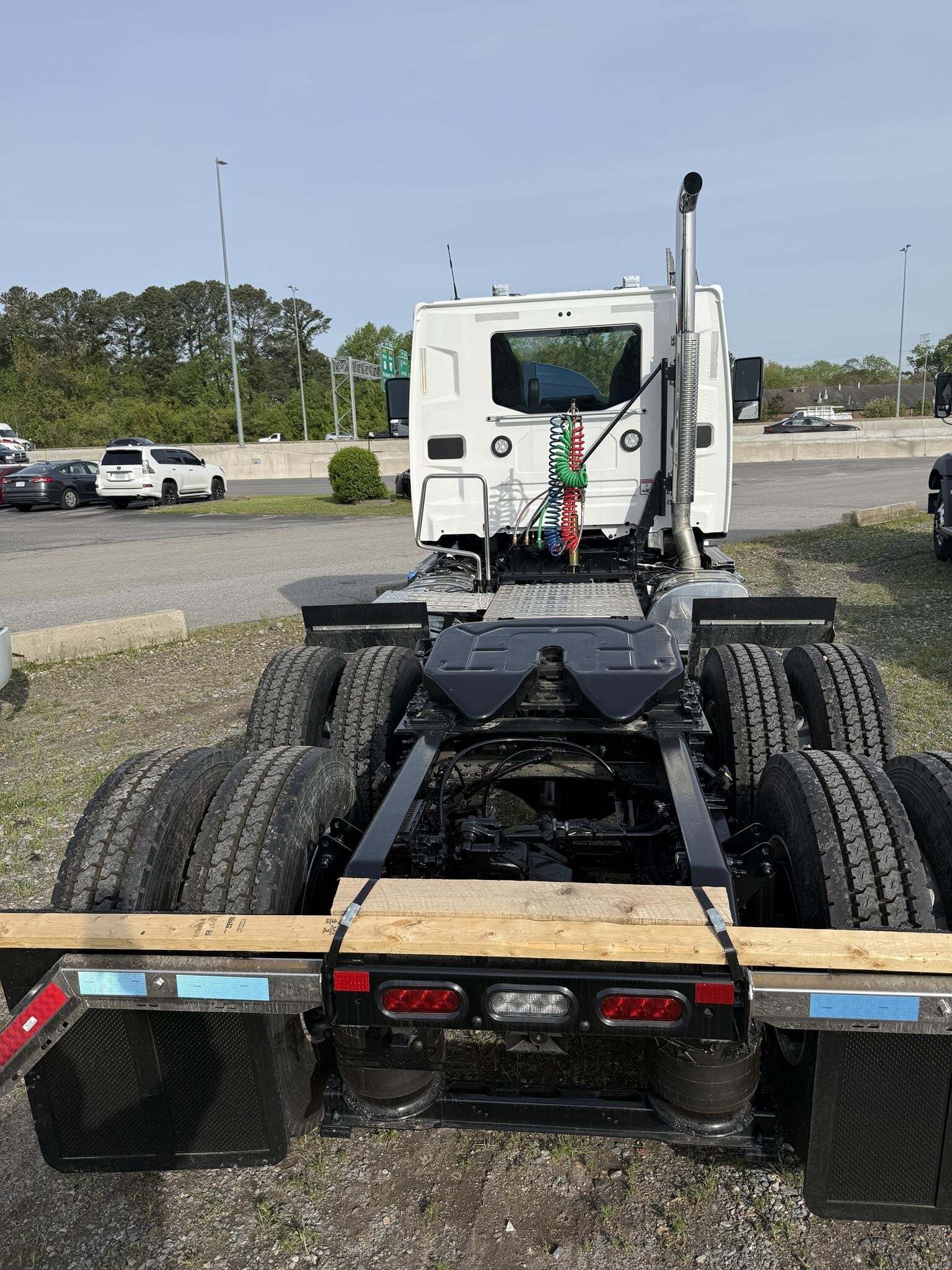 2027 Mack ANTHEM 64T