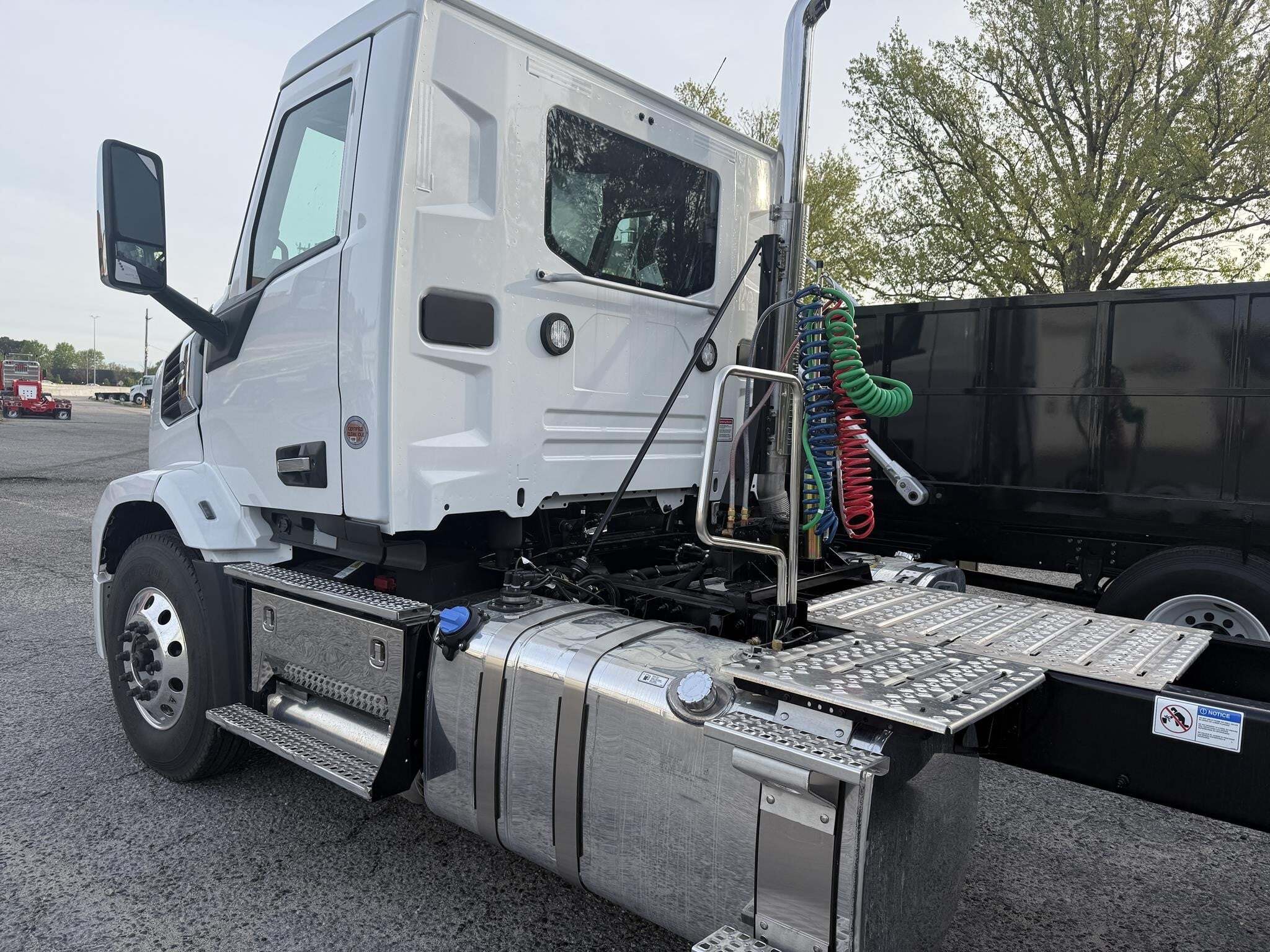 2027 Mack ANTHEM 64T
