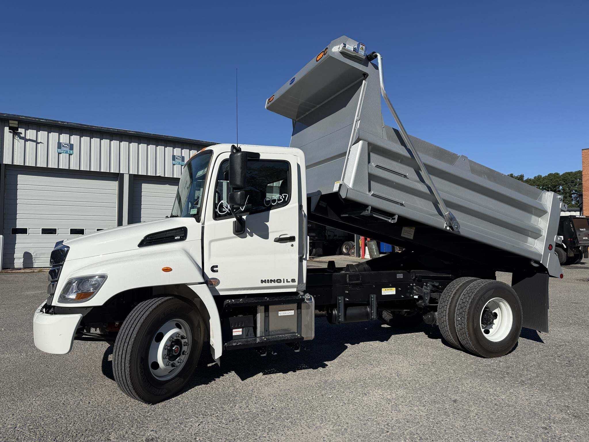 2027 Hino L6