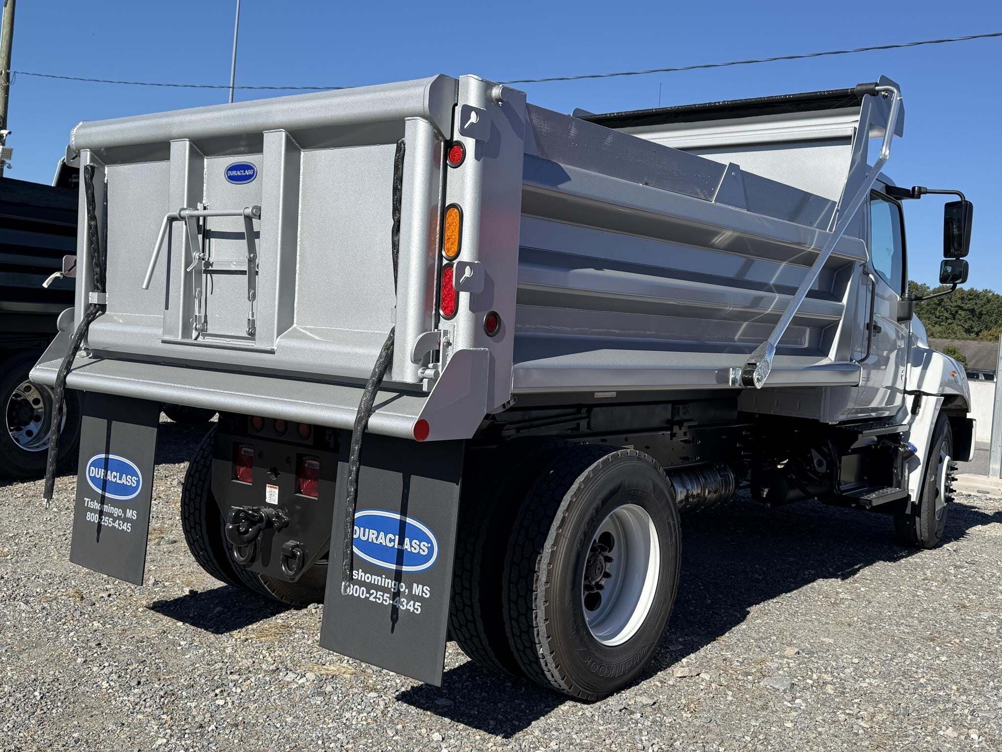 2027 Hino L6