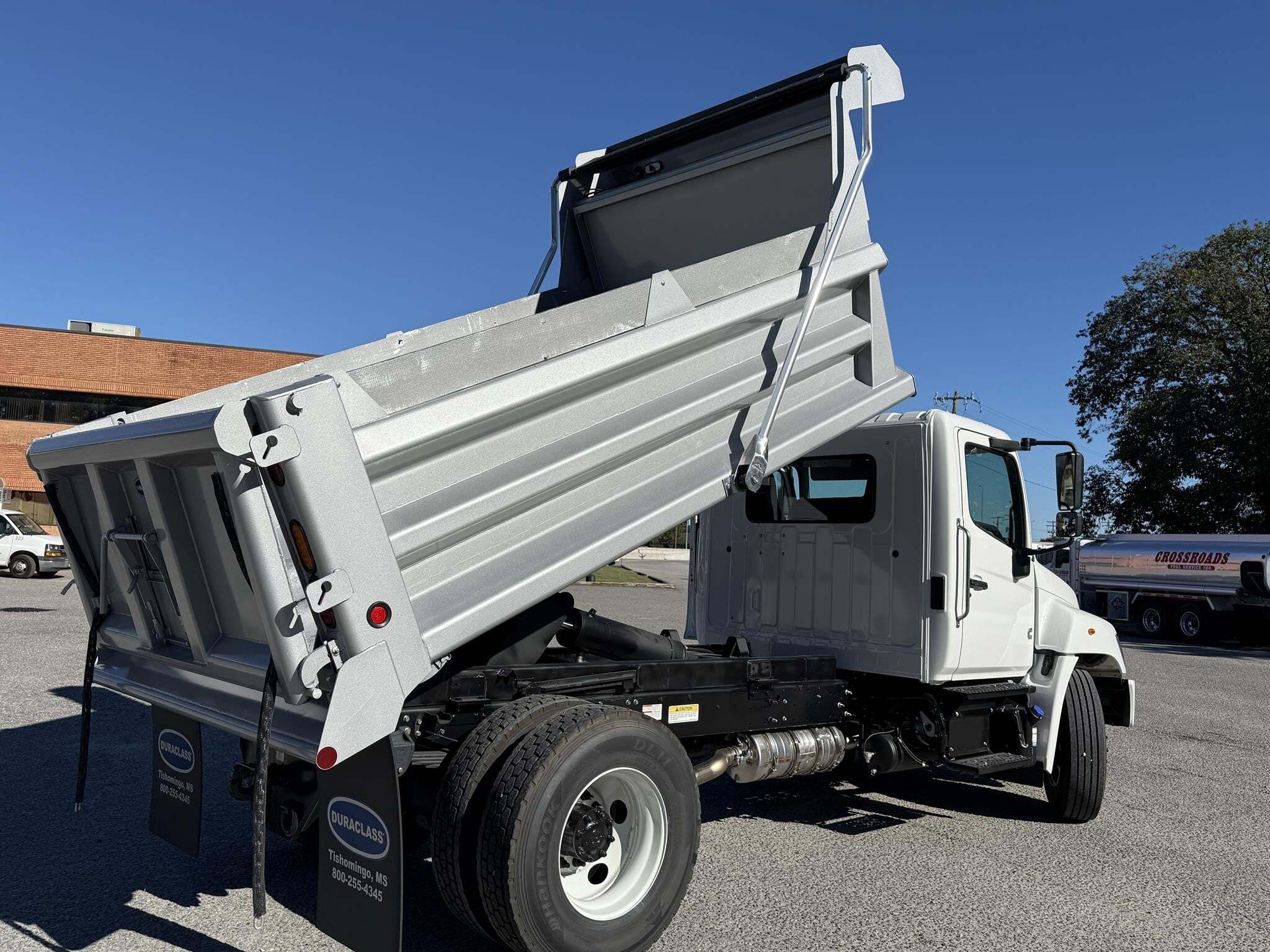 2027 Hino L6