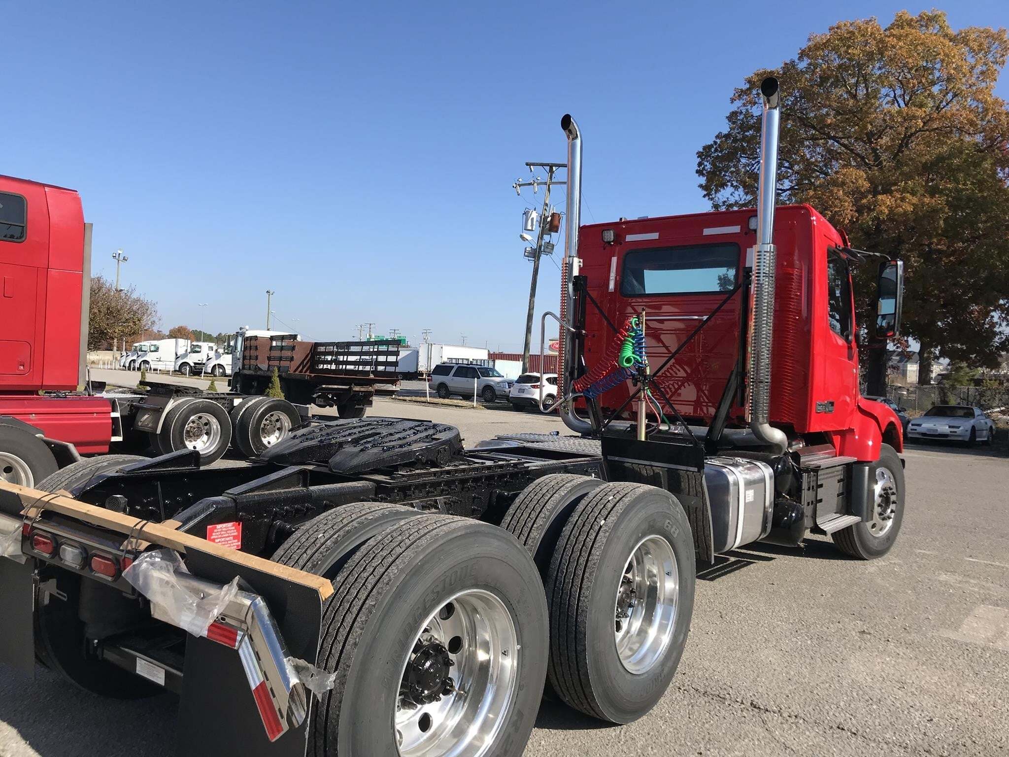 2027 Volvo VHD64FT300